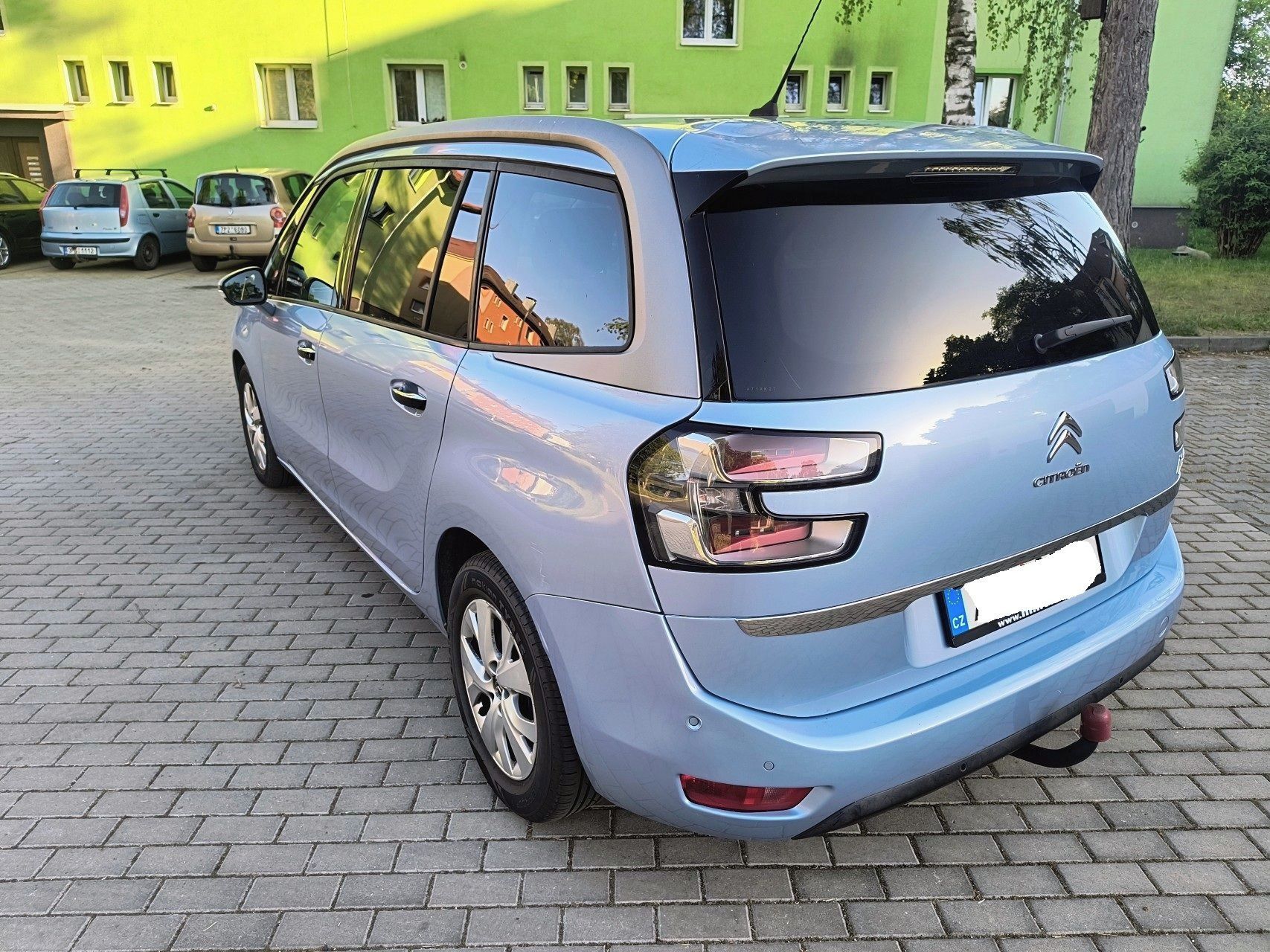 Citroën C4 Picasso, 1.6 HDi, 85kW, 7 míst - fotka 4