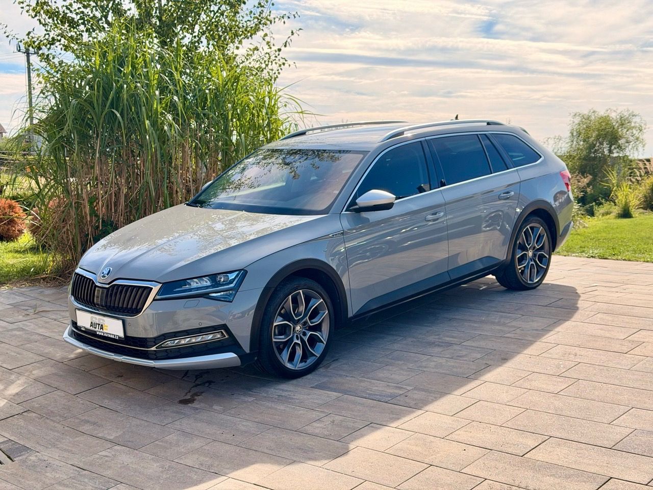 Škoda Superb, Scout 147kw 4x4 DSG ČR|TZ|