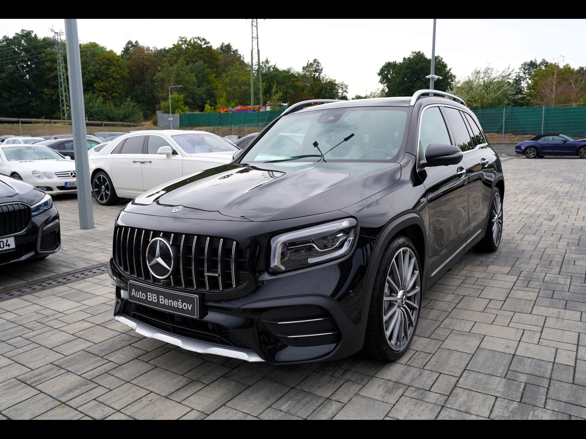 Mercedes-Benz GLB, GLB 35 AMG 4Matic/310 PS/ČR - fotka 2