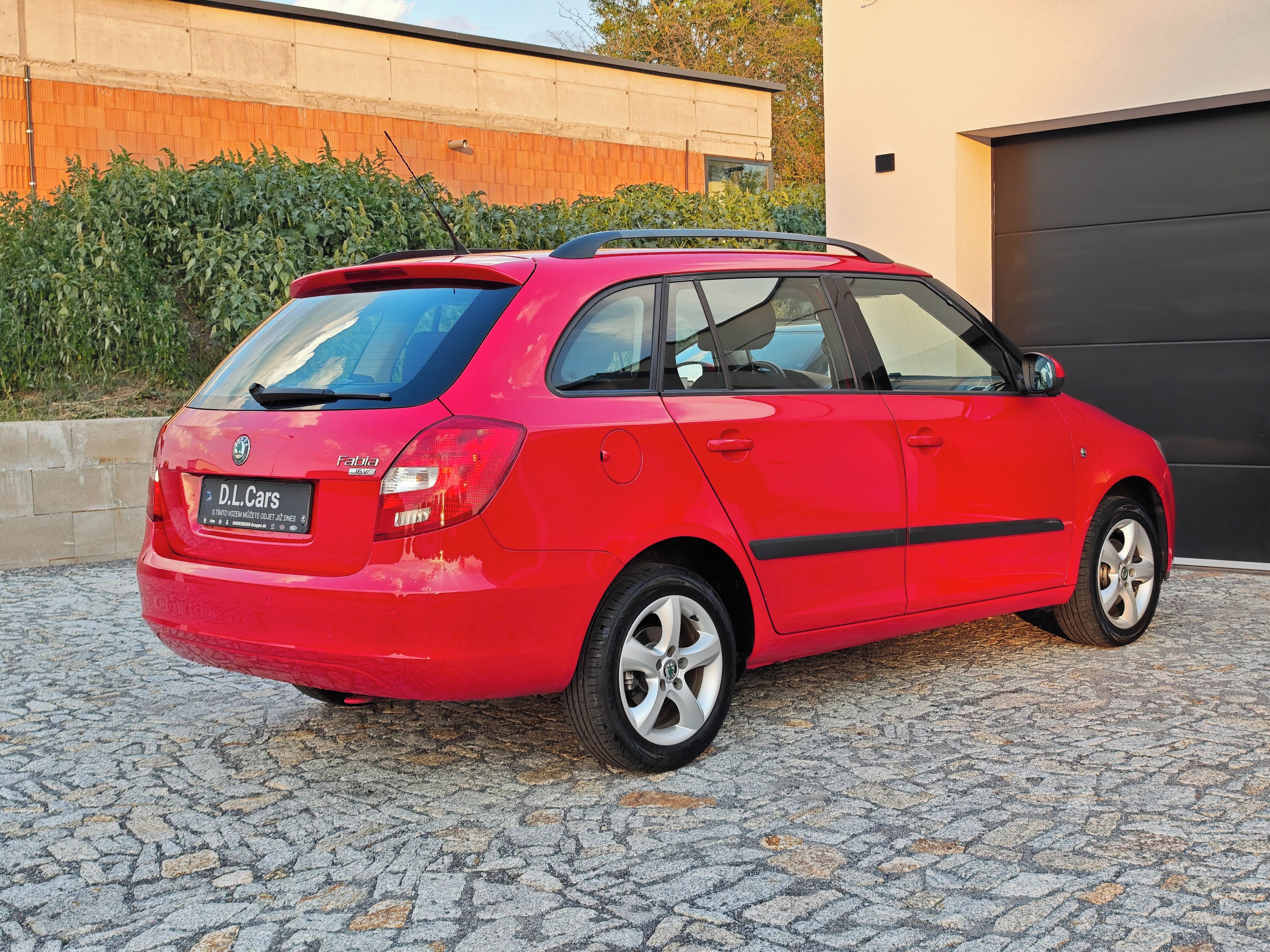 Škoda Fabia, 1.6 Mpi, 16V, 77kW, Top stav - fotka 4