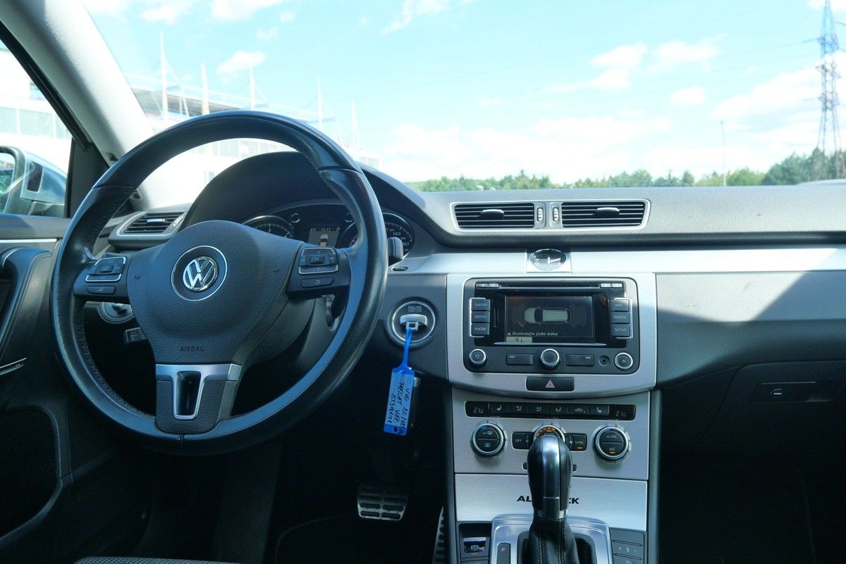 Volkswagen Passat, 2.0 TDI 125 kW DSG Alltrack - fotka 6