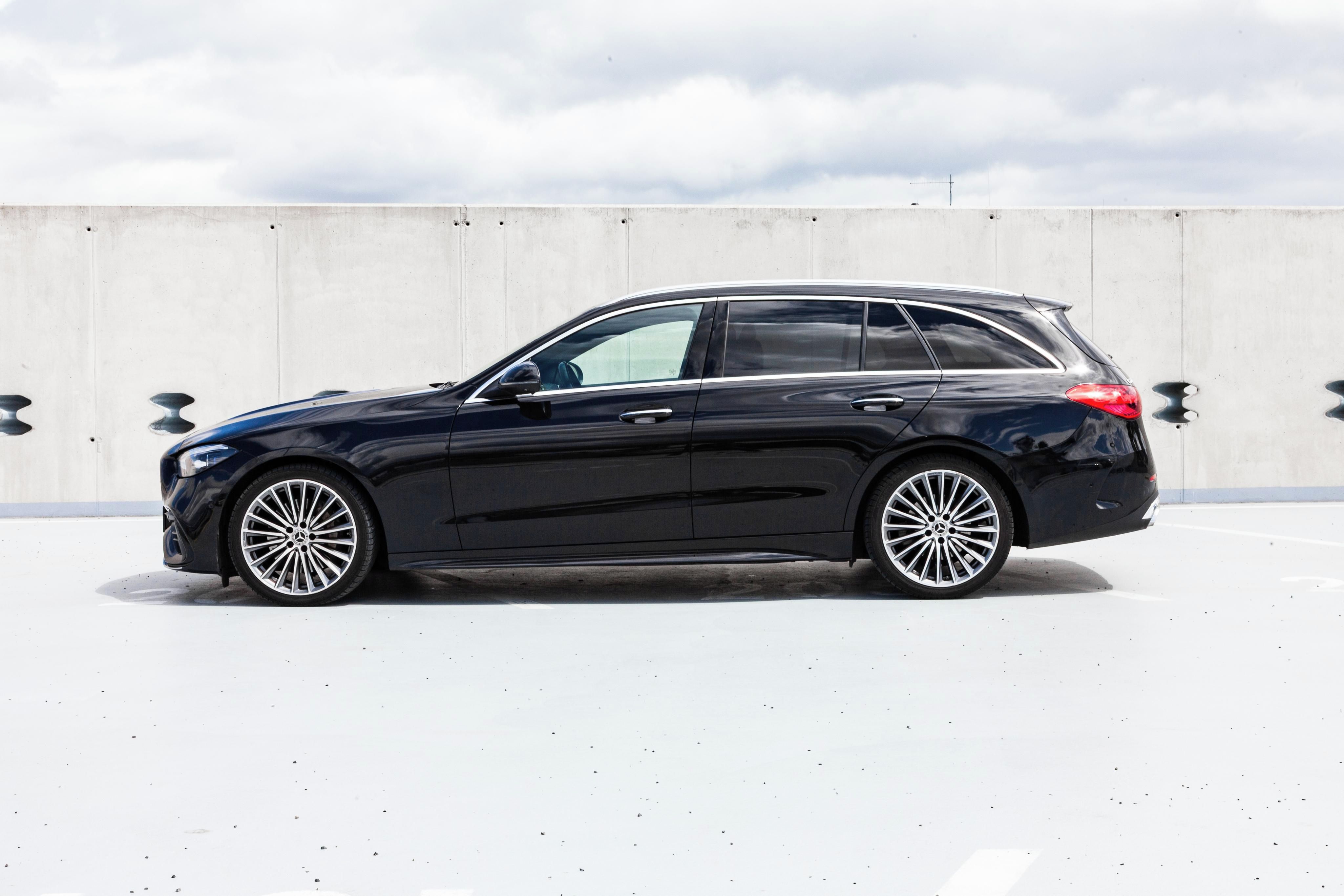 Mercedes-Benz Třídy C, 220D 4M AMG Premium Tažné - fotka 5