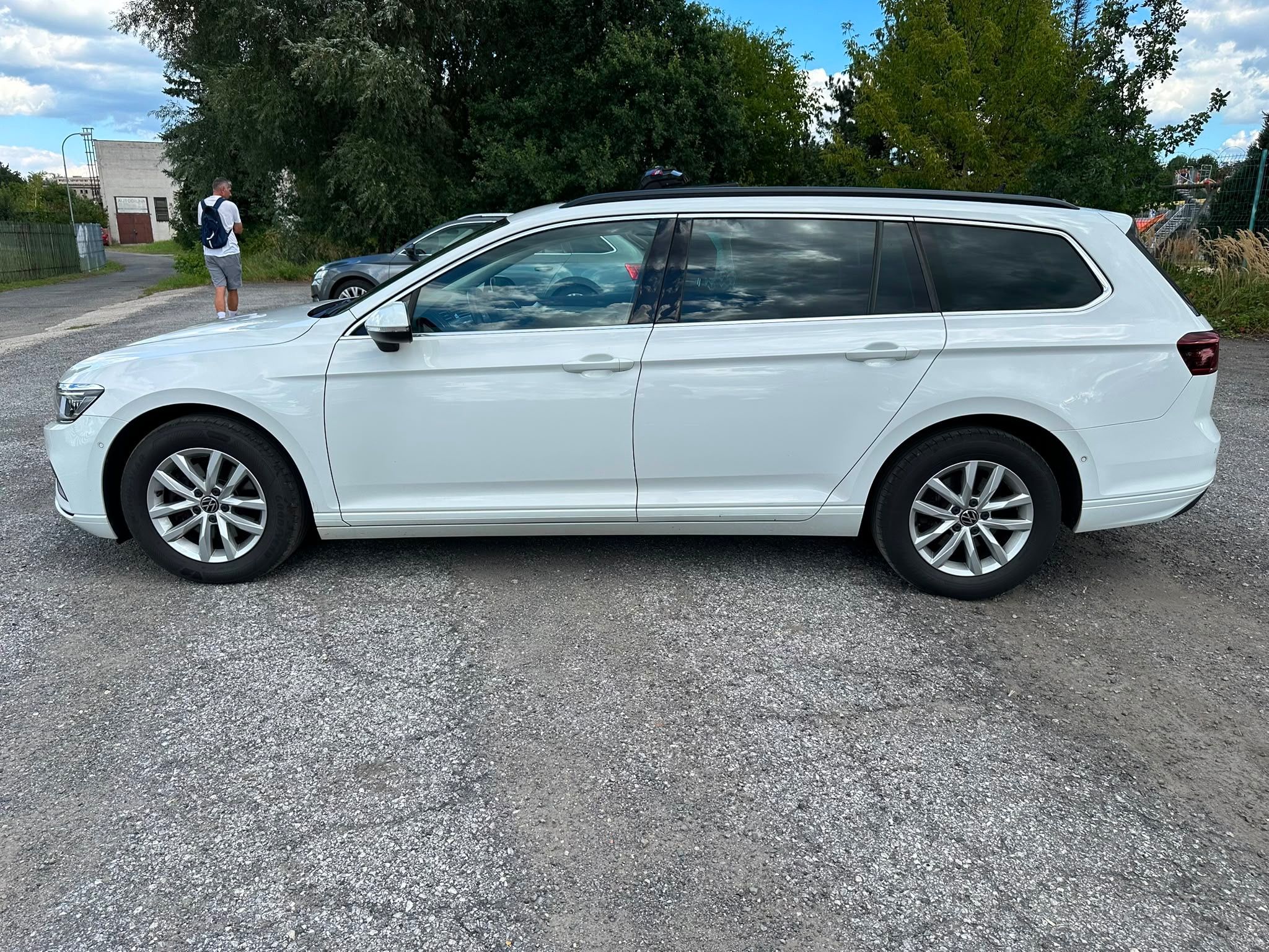 Volkswagen Passat, Volkswagen Passat kombi 2.0TDI - fotka 3