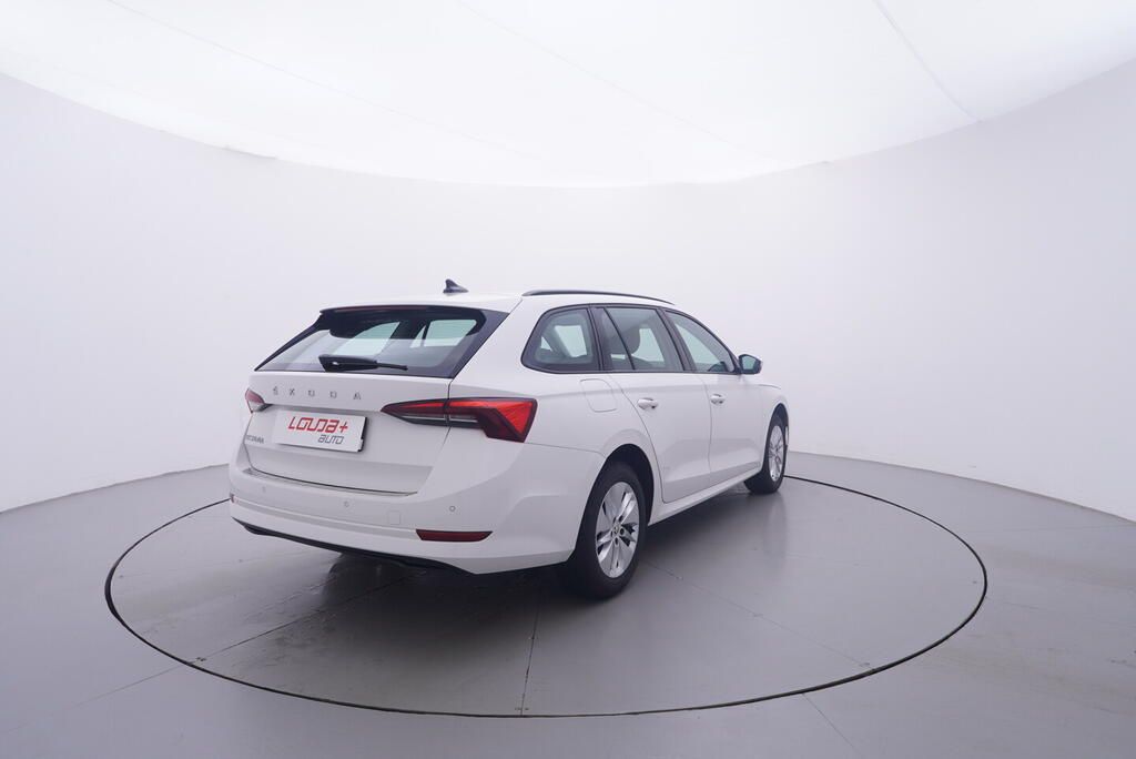 Škoda Octavia, Ambition 2.0 TDI 85 kW - fotka 5