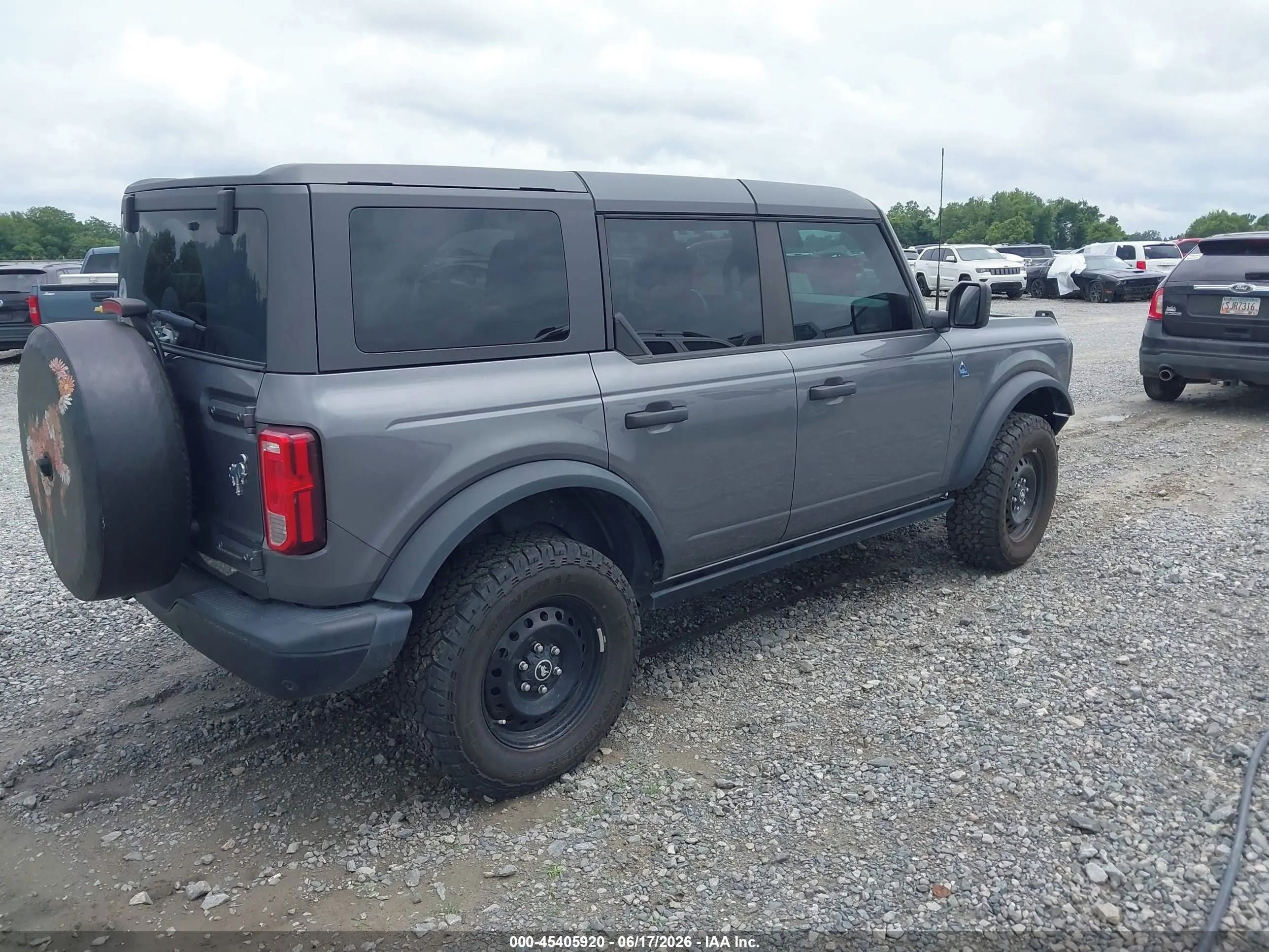 Ford Bronco, Auto na cestě - fotka 4