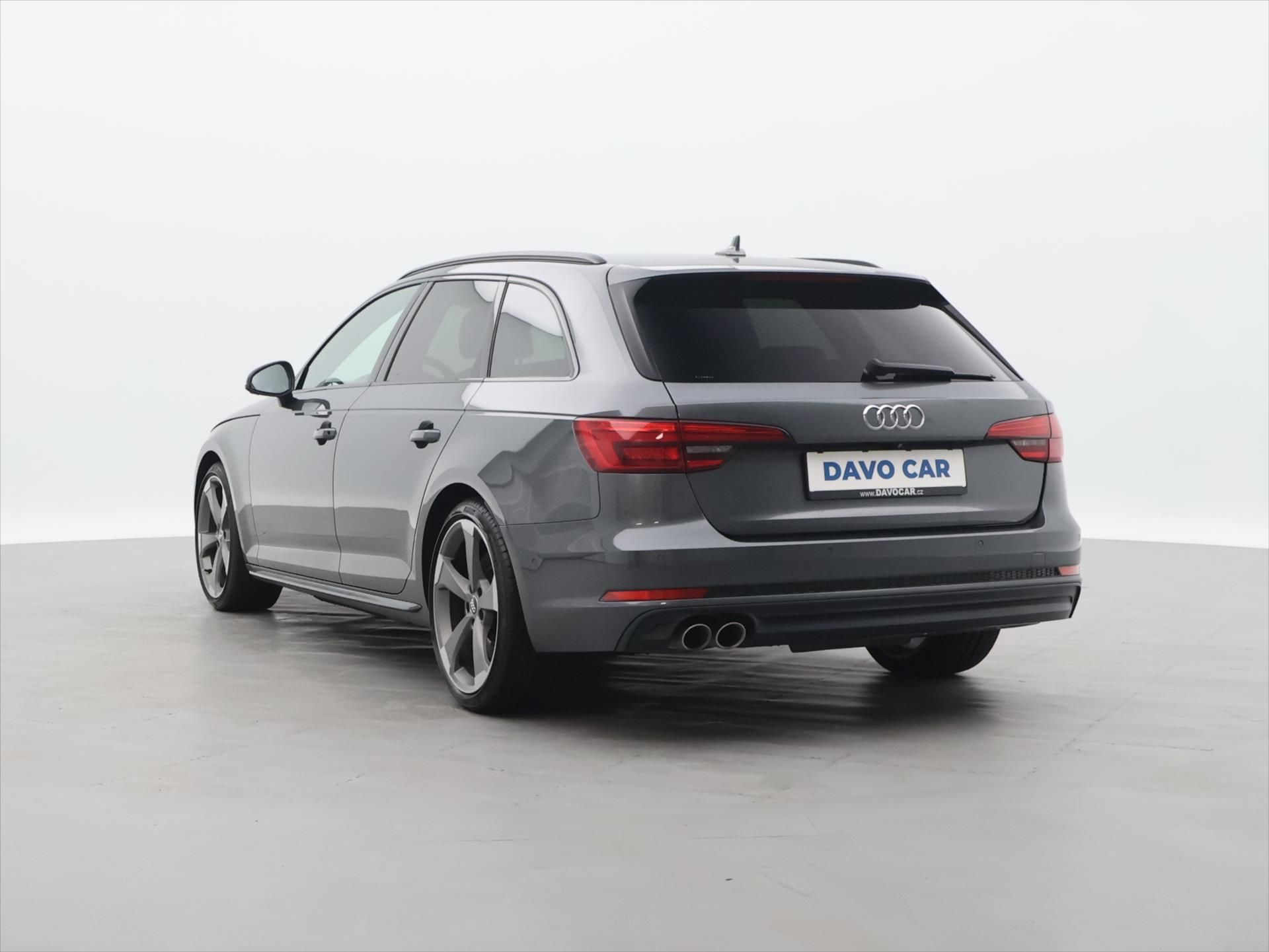 Audi A4, 3,0 TDI 200kW quattro Navi - fotka 5