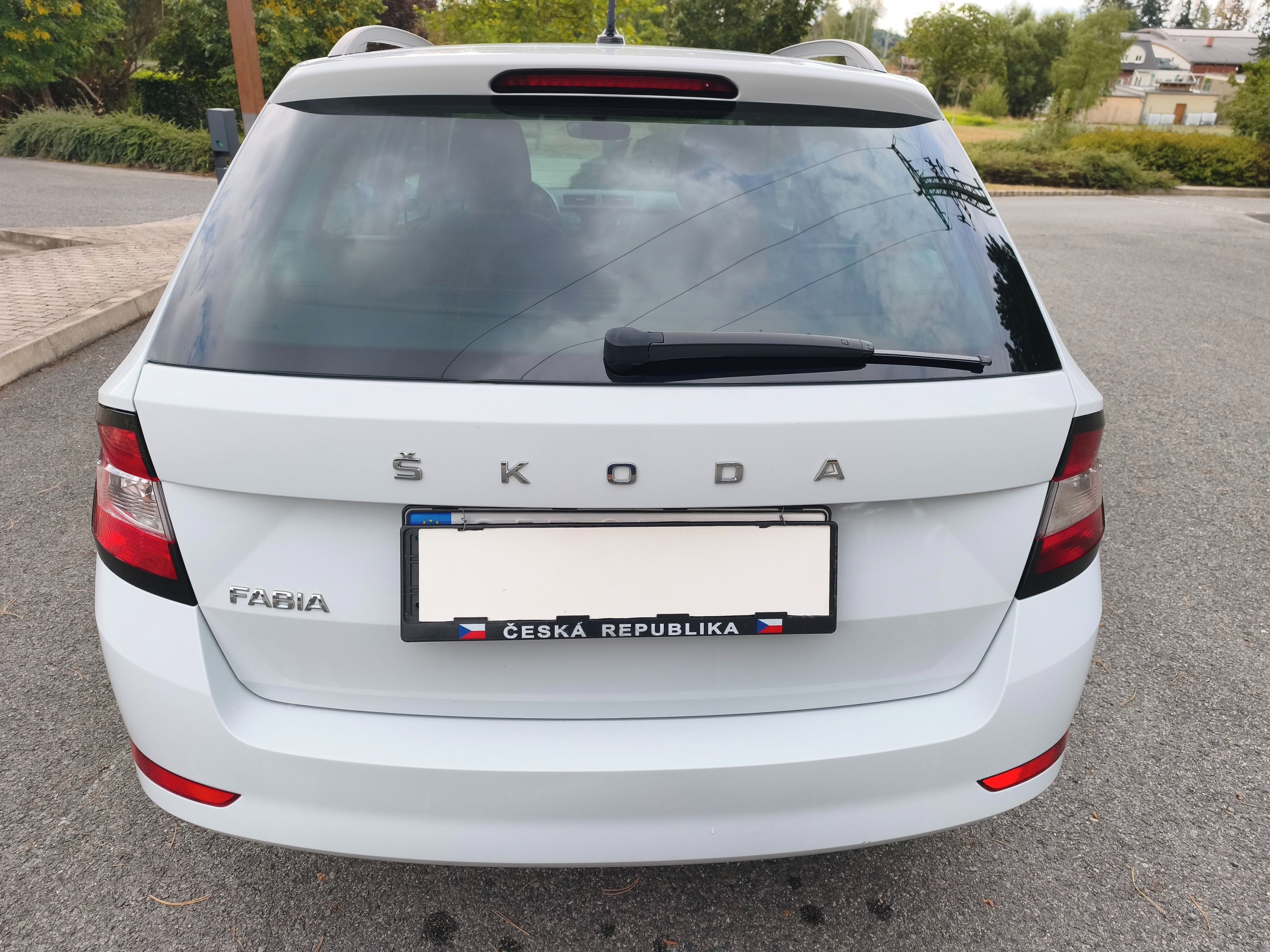 Škoda Fabia, 1,0 TSI Ambition Č.R.1 maj. - fotka 6