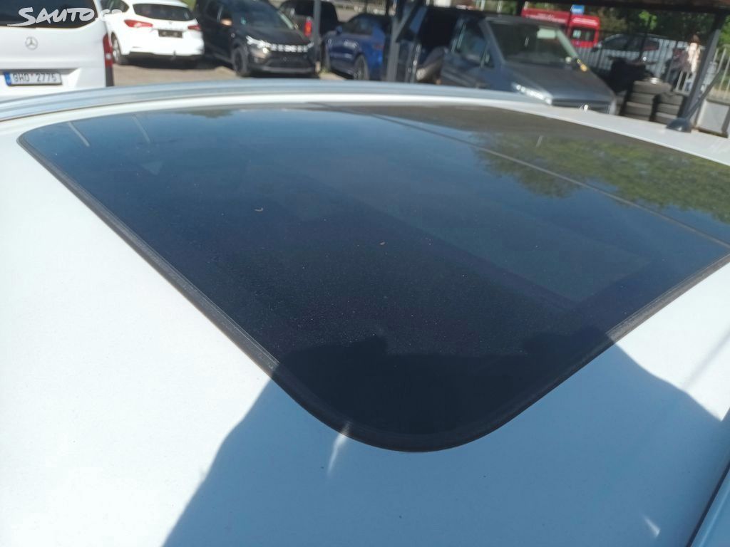 Suzuki SX4, 1.4i 103kw aut.4x4 plná výb.ČR - fotka 4