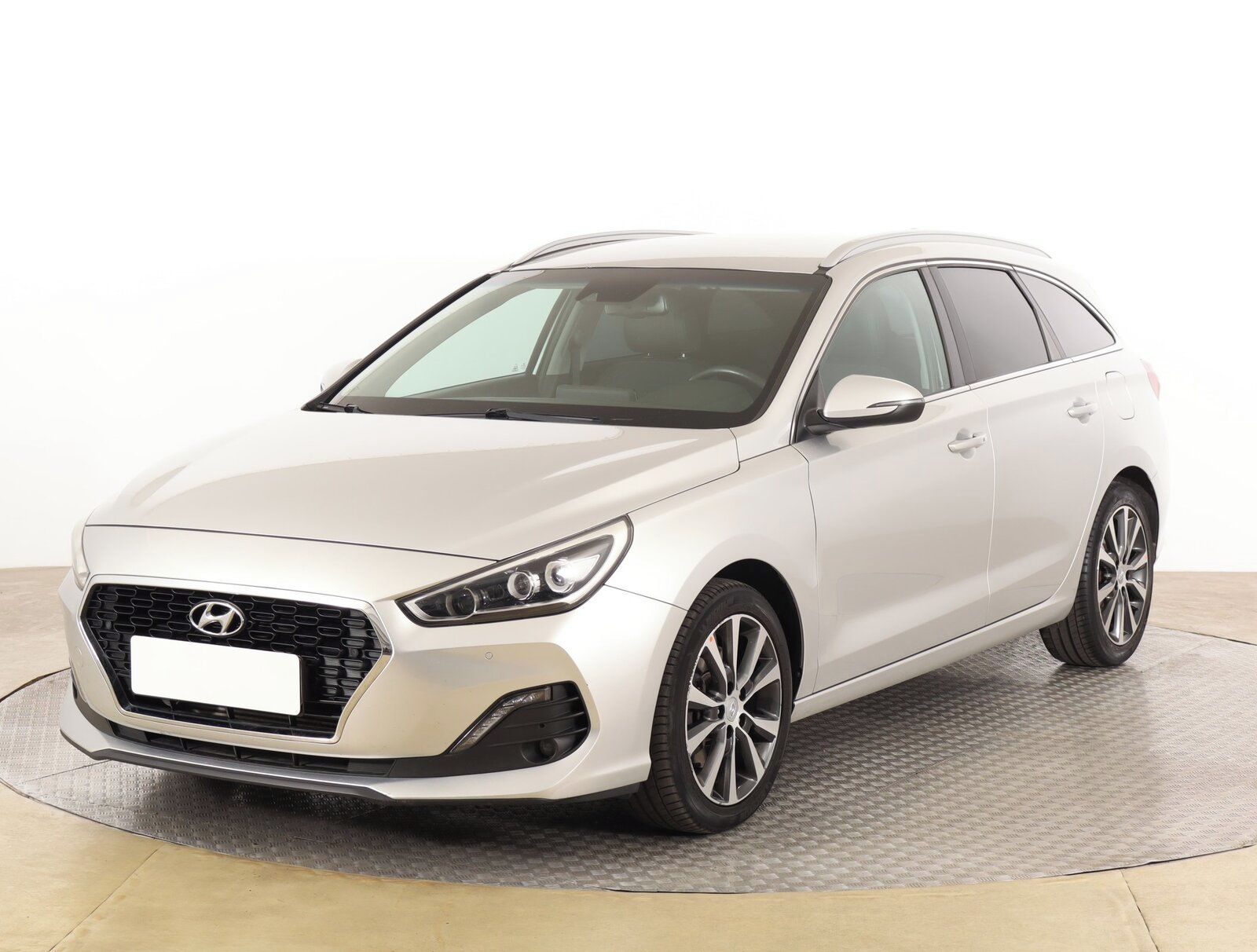 Hyundai i30, 1.4 T-GDI, Style, Automat - fotka 2