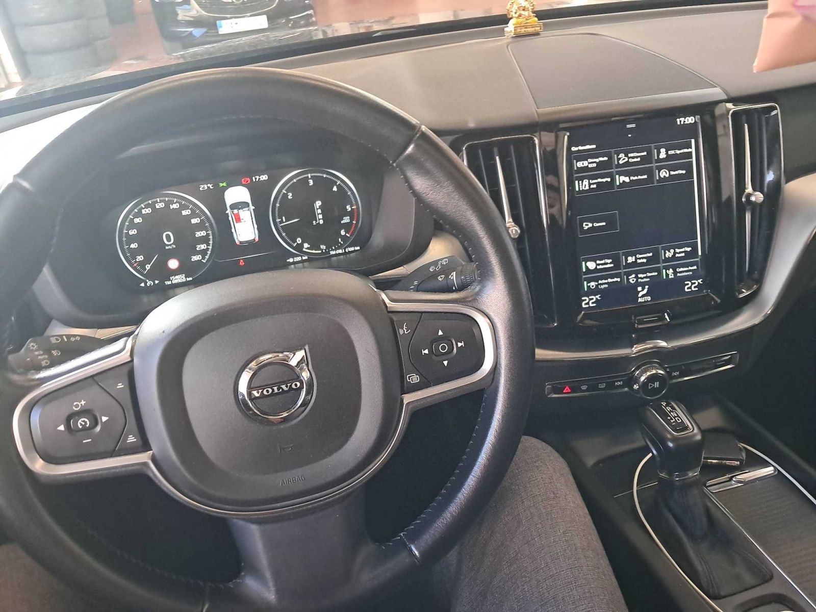 Volvo XC60, D4 AWD, 4X4, Automat, Kůže - fotka 3