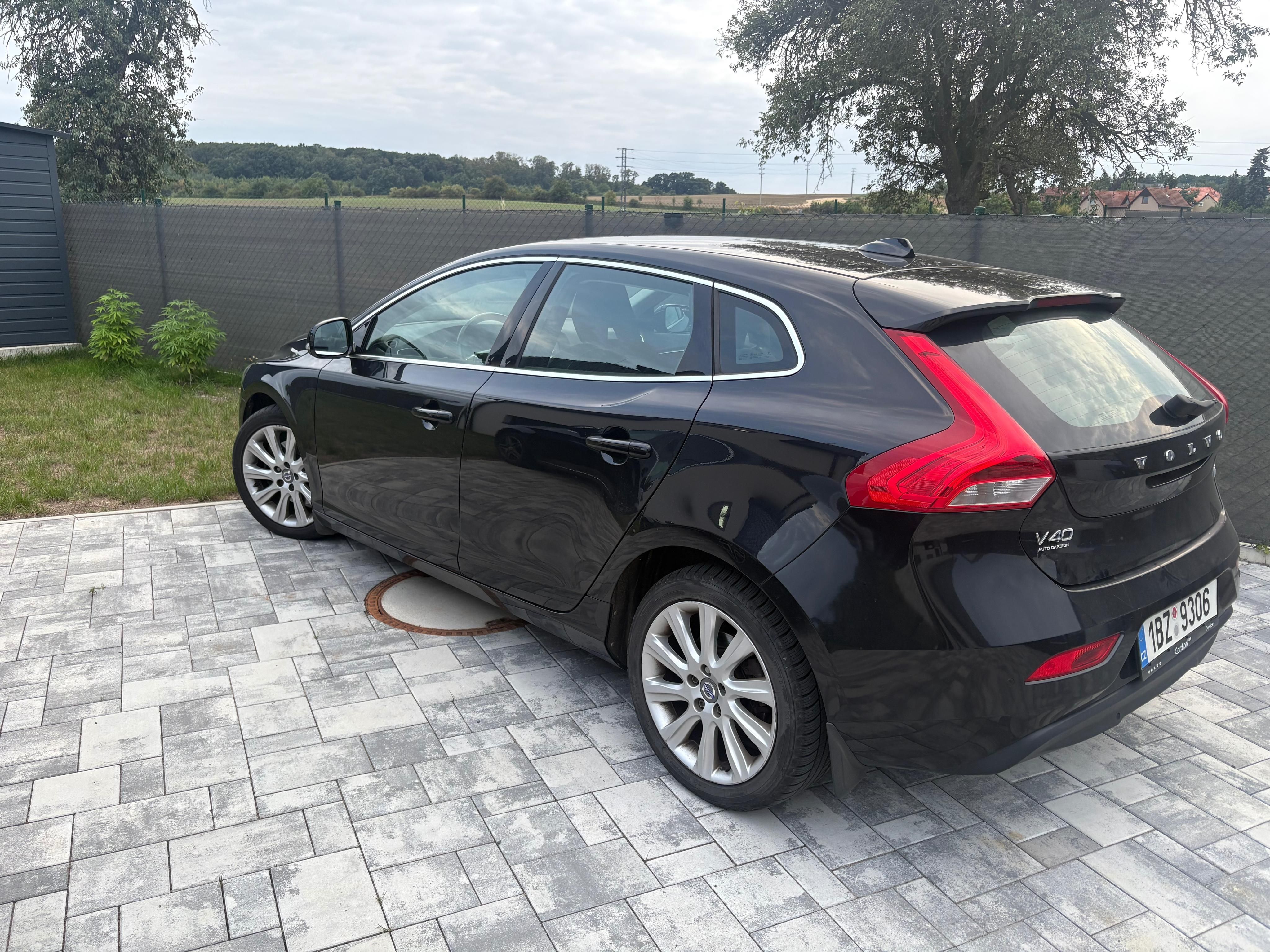Volvo V40, Volvo V40 1.6D Momentum - fotka 2