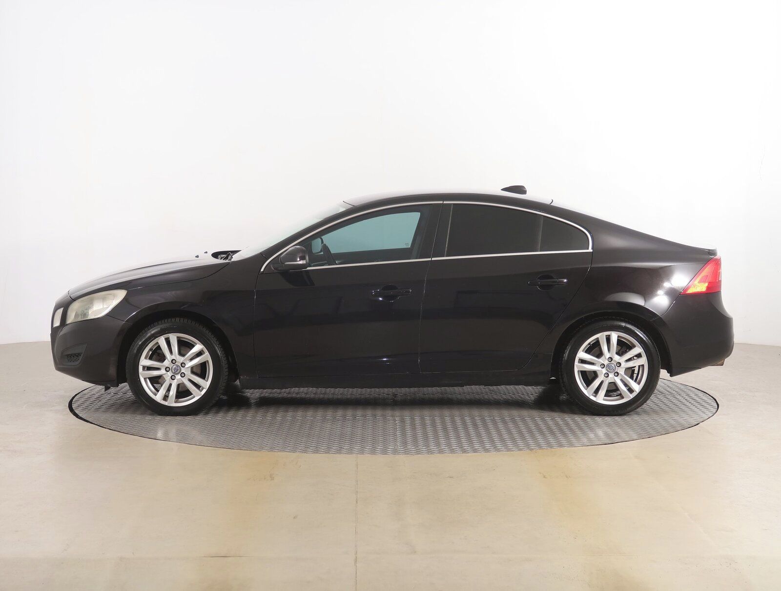 Volvo S60, D3, Automat - fotka 3