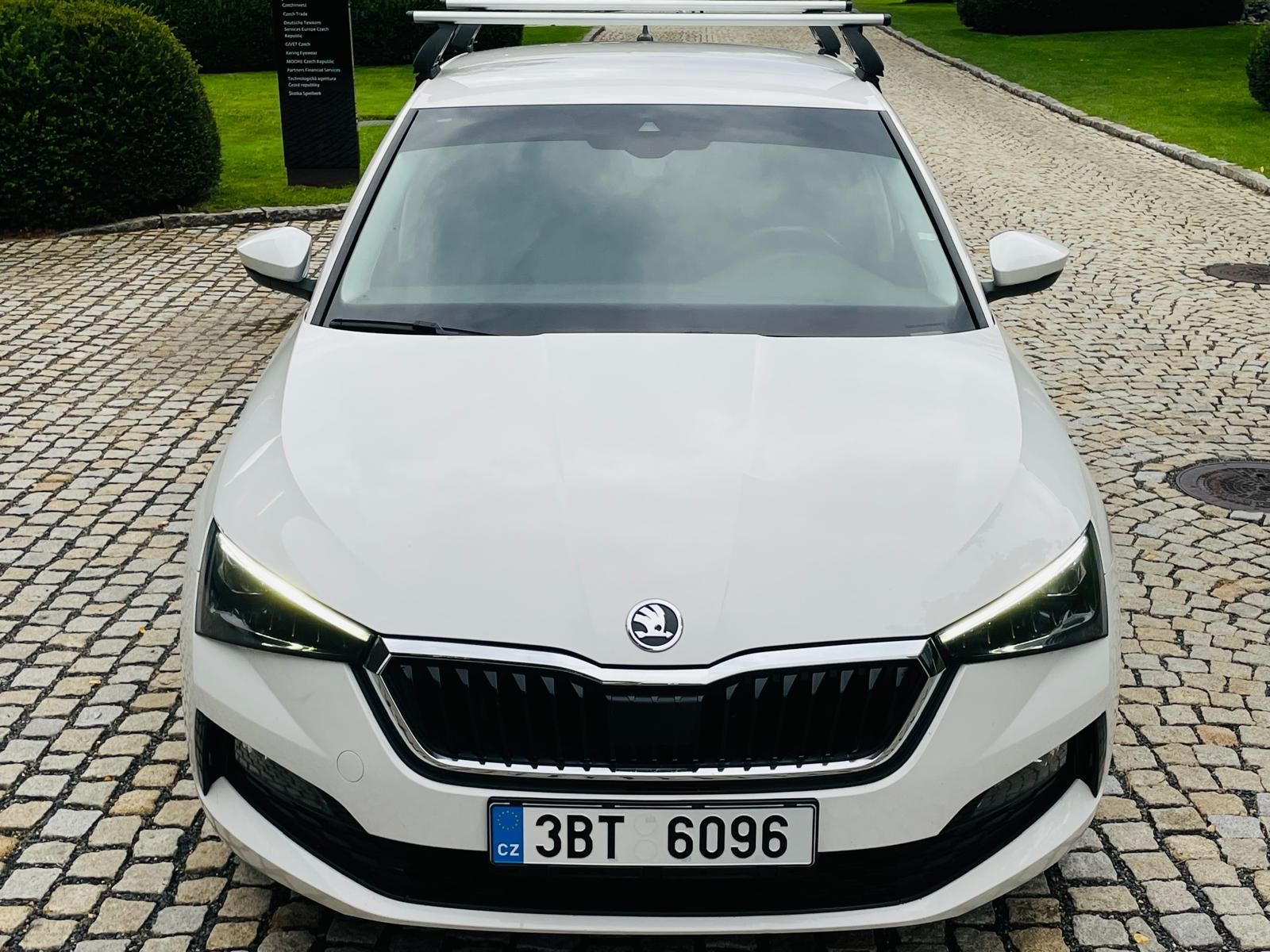 Škoda Scala, 1.6TDI AUTOMAT SERVISKA TAŽNÉ - fotka 5