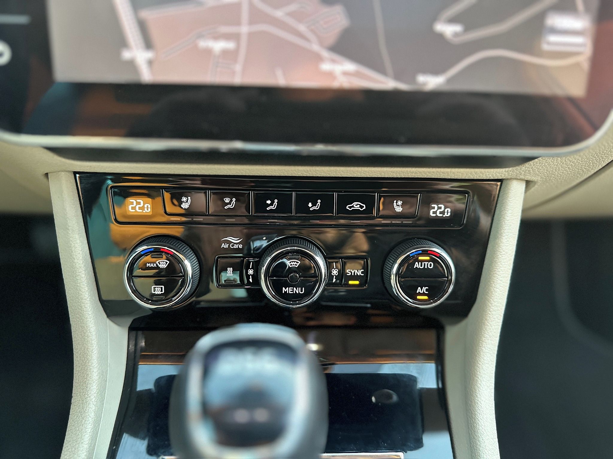 Škoda Superb, Superb L&K 2.0TDI Webasto - fotka 6