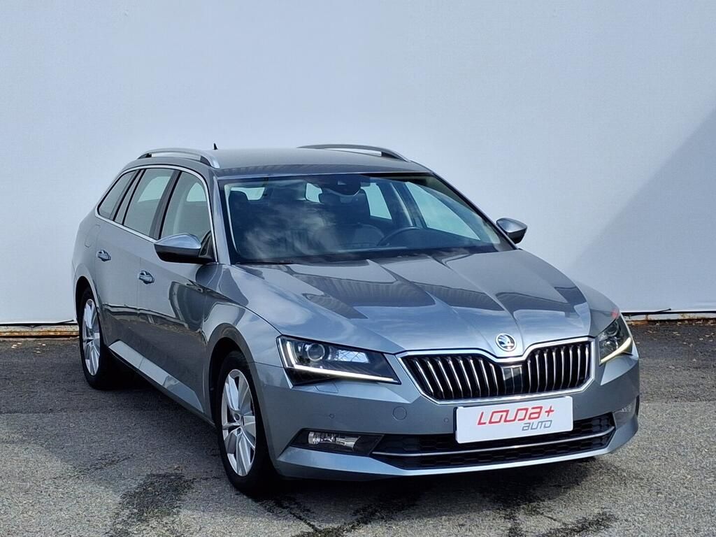 Škoda Superb, Style 2.0 TDI 140 kW - fotka 5