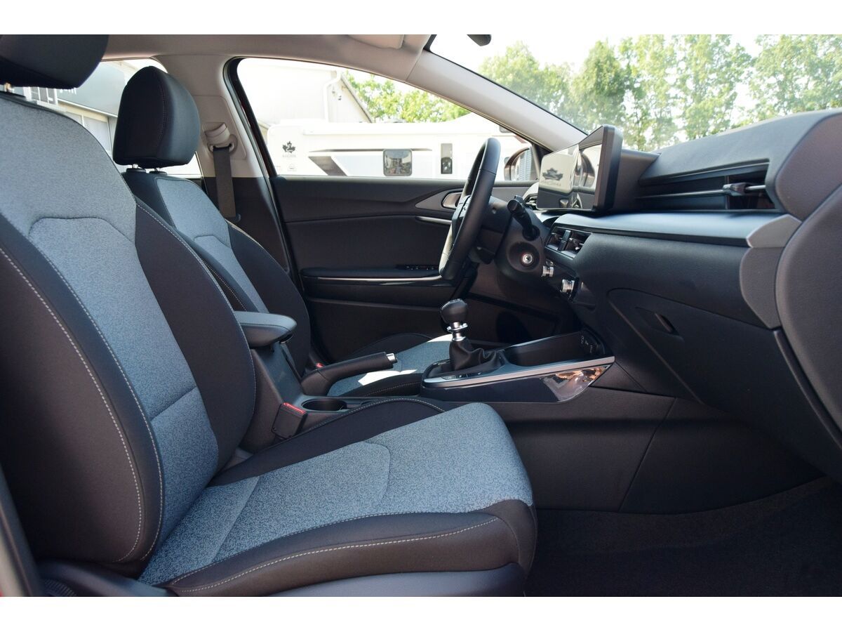 Kia XCee´d, 1,0 T-GDi  SPIN - fotka 4