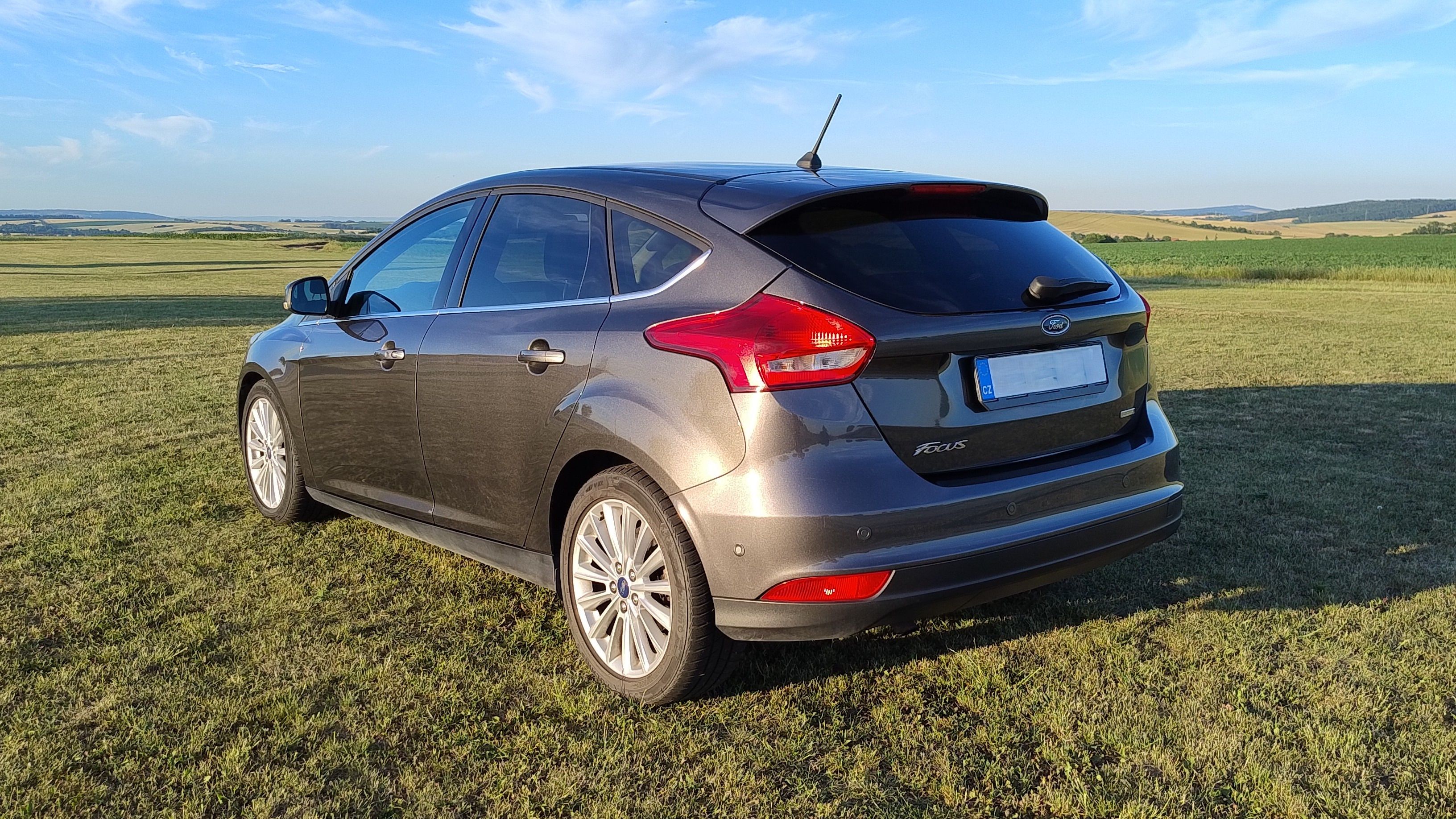 Ford Focus, 1.0 EcoBoost, výborný stav - fotka 3
