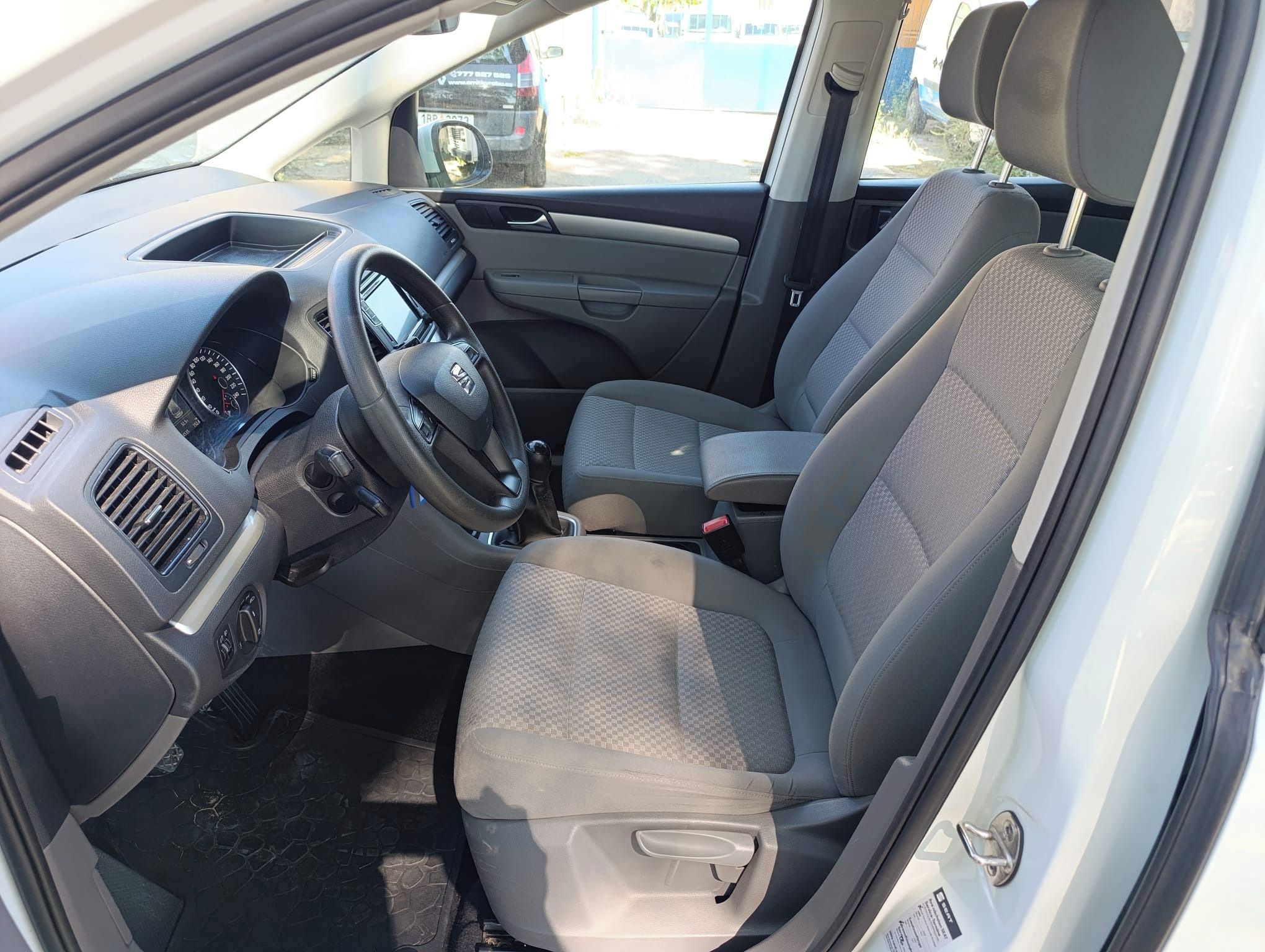 Seat Alhambra, 2.0 TDi 110kW 1. majitel - fotka 6