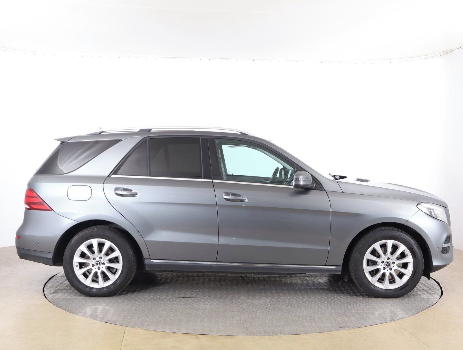Mercedes-Benz GLE, 350 d, 4X4, Automat - fotka 6