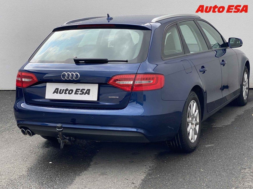 Audi A4, 2.0 TDi quattro,4x4,navi - fotka 4