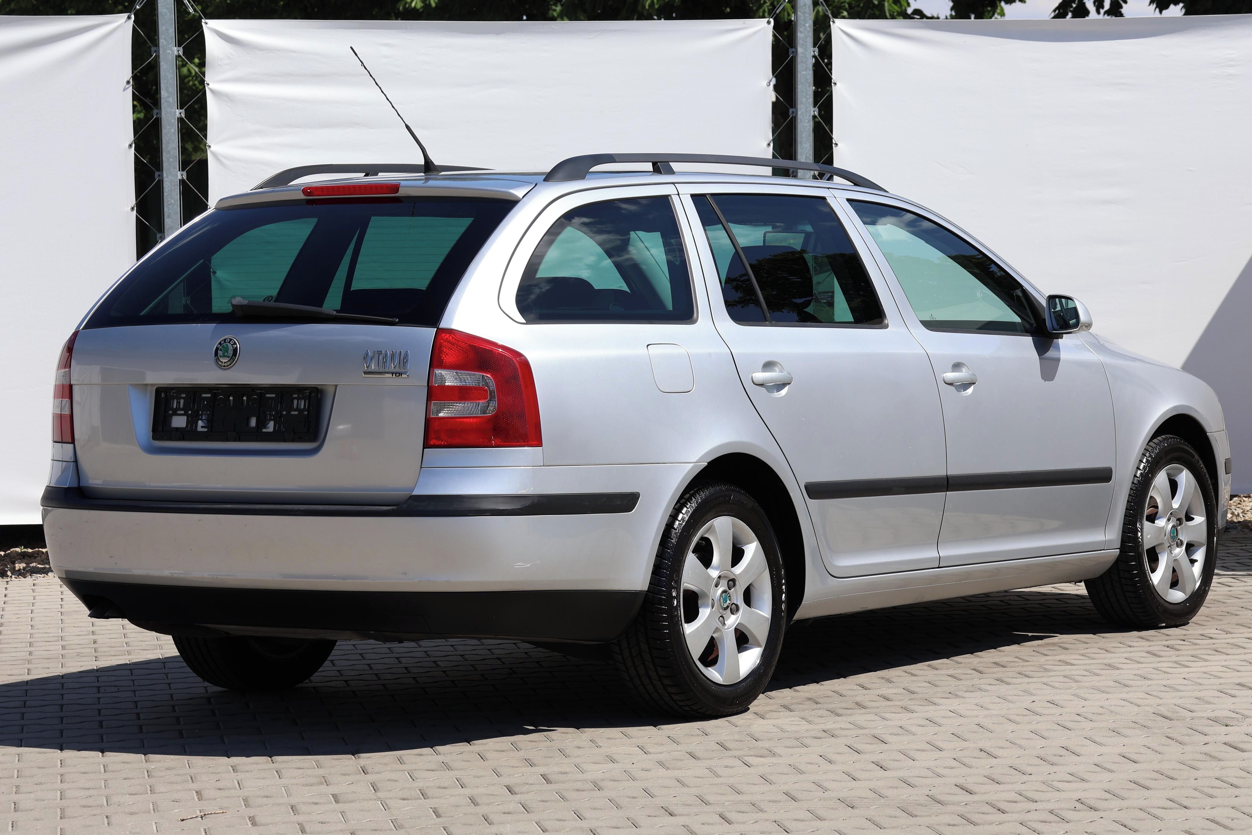 Škoda Octavia, 1.9TDI*77kW*Servis Škoda*1.Maj - fotka 6