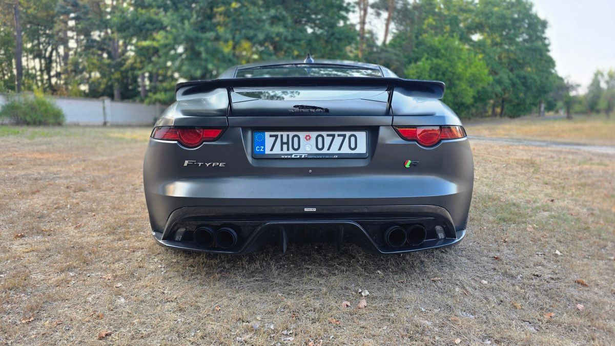 Jaguar F-Type, Jaguar F-Type 5.0 V8R Auto AWD - fotka 4