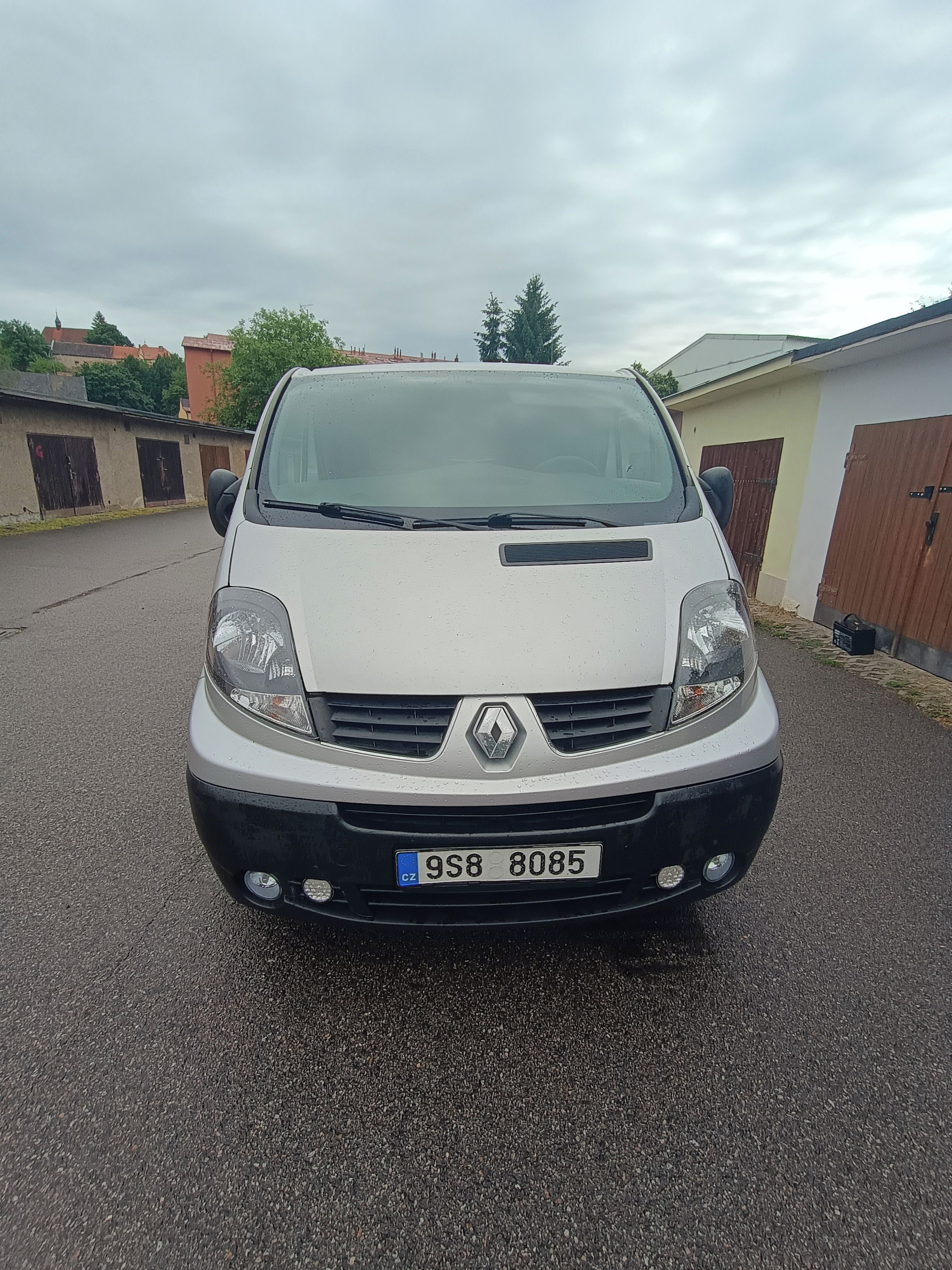 Renault Trafic, 2.0 DCi, pravidelně servisován - fotka 2