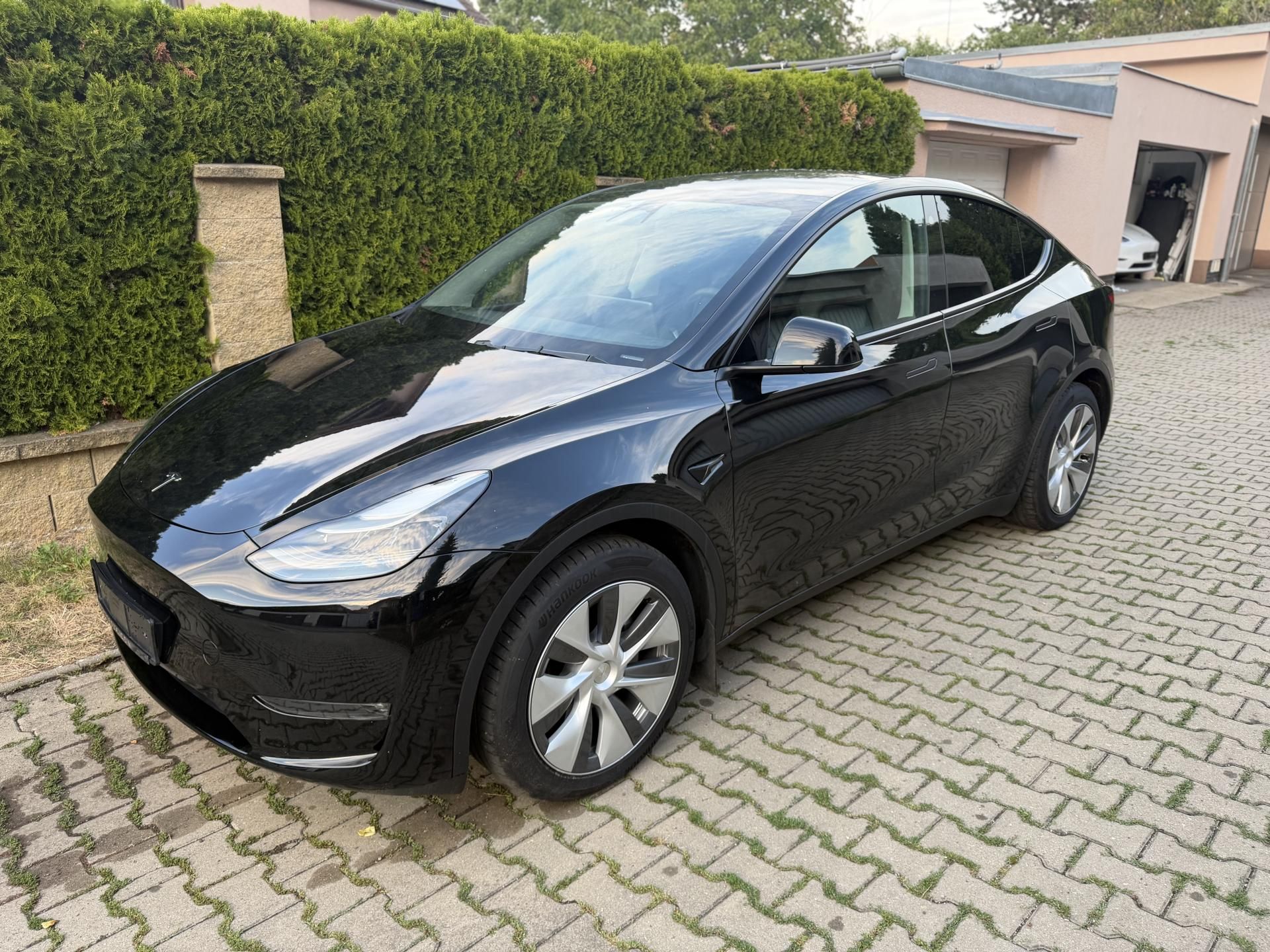 Tesla Model Y, DUAL MOTOR-LONG RANGE-TAŽNÉ- - fotka 6