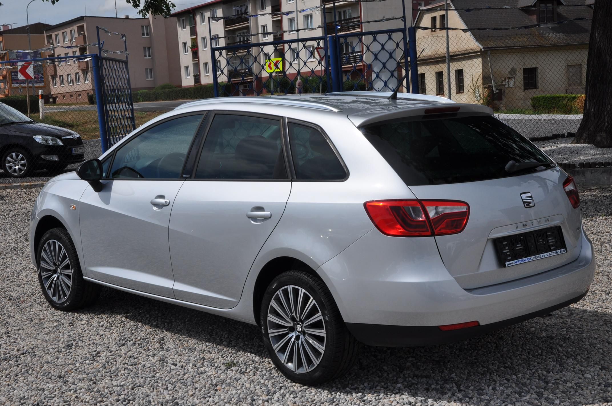 Seat Ibiza, 1.2TSi 66kW KOMBI Style CONNEC - fotka 4