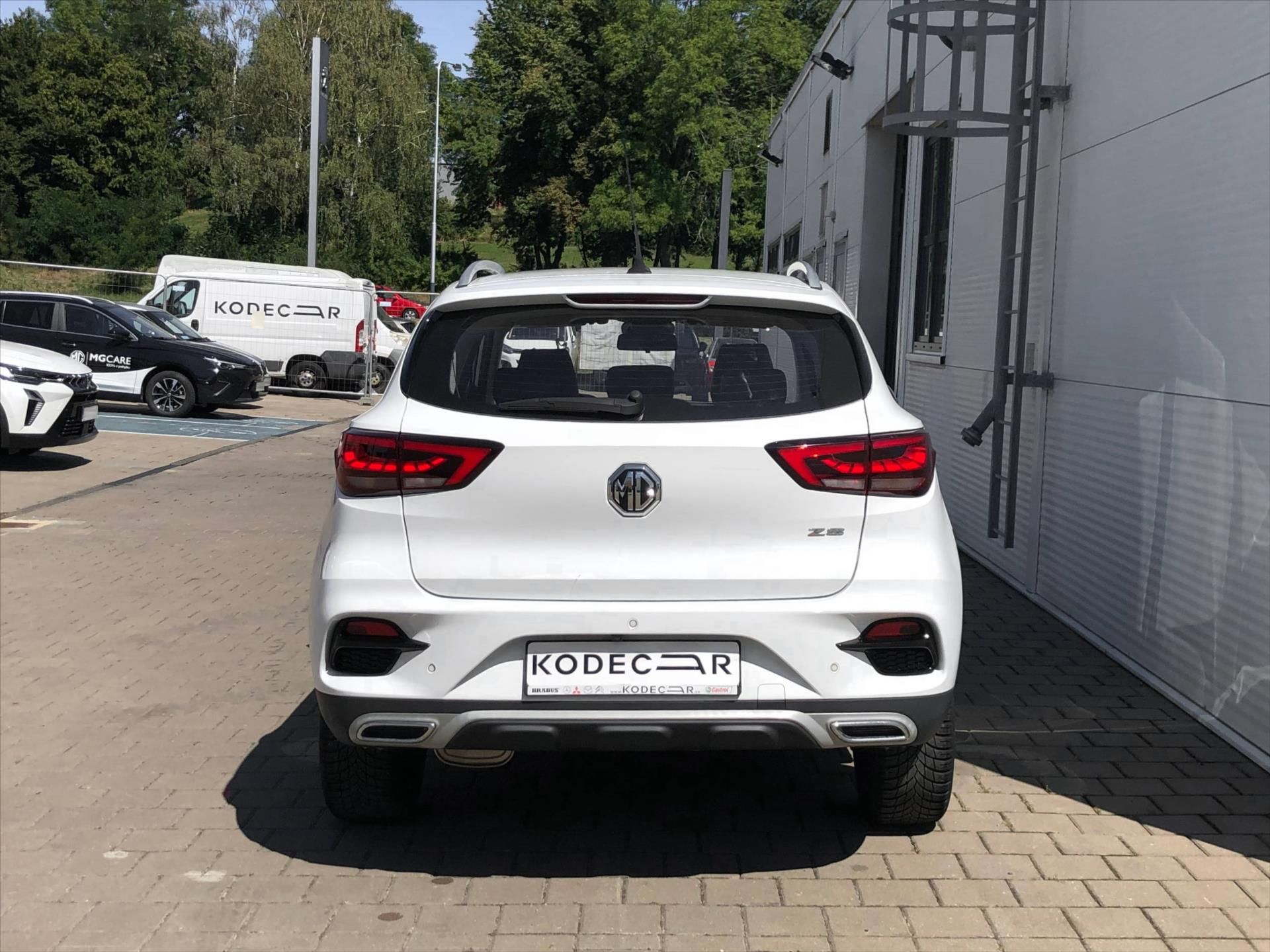 MG ZS, 1,0 Exclusive TGI 111k 6AT - fotka 5