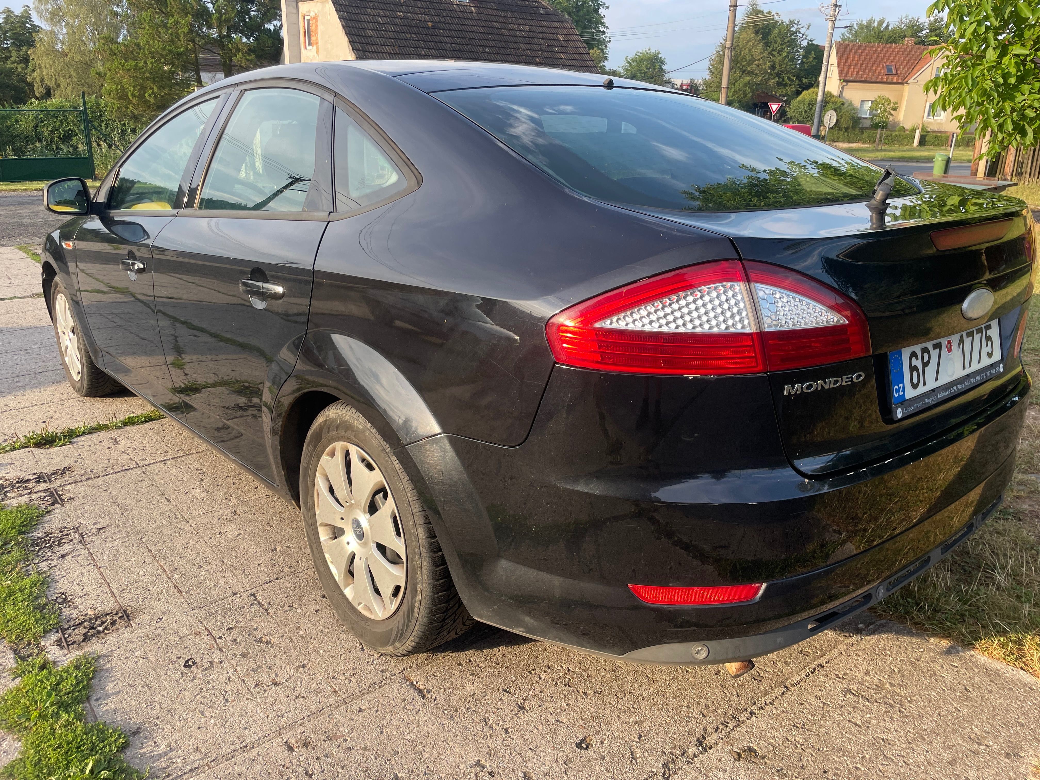 Ford Mondeo, 2,0 16v - fotka 3