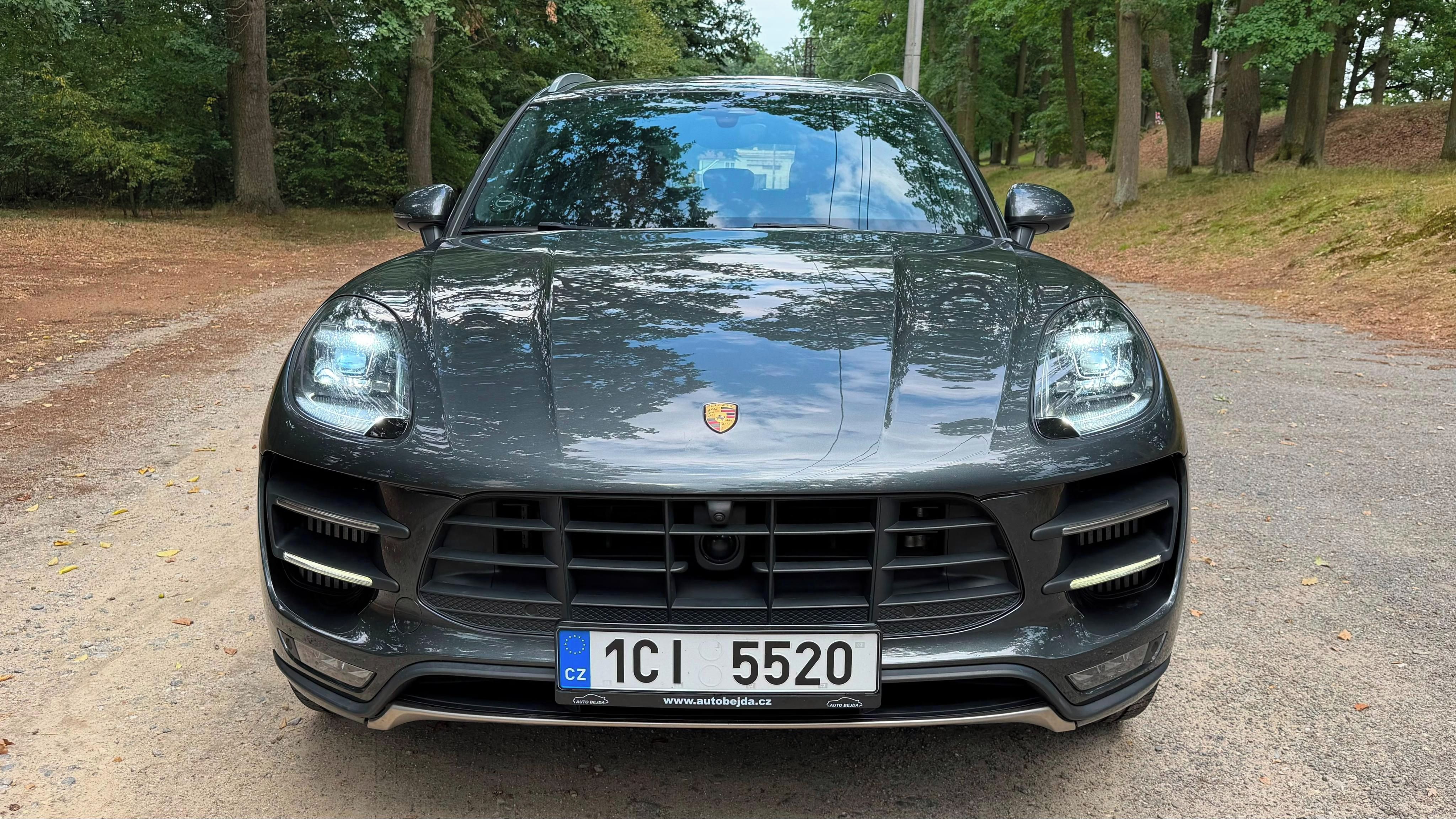 Porsche Macan, Turbo, téměř max výbava - fotka 4