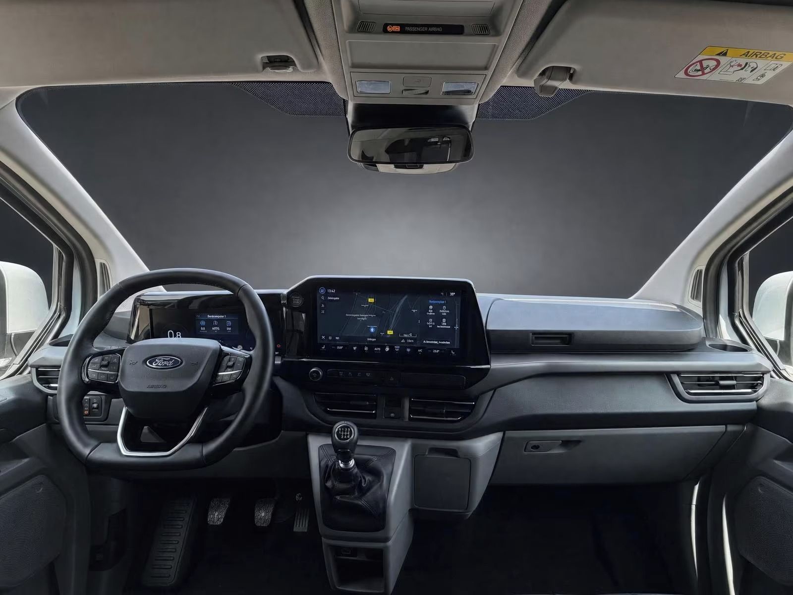Ford Tourneo Custom, TOURNEO CUSTOM 320 L2 TITANIUM - fotka 6