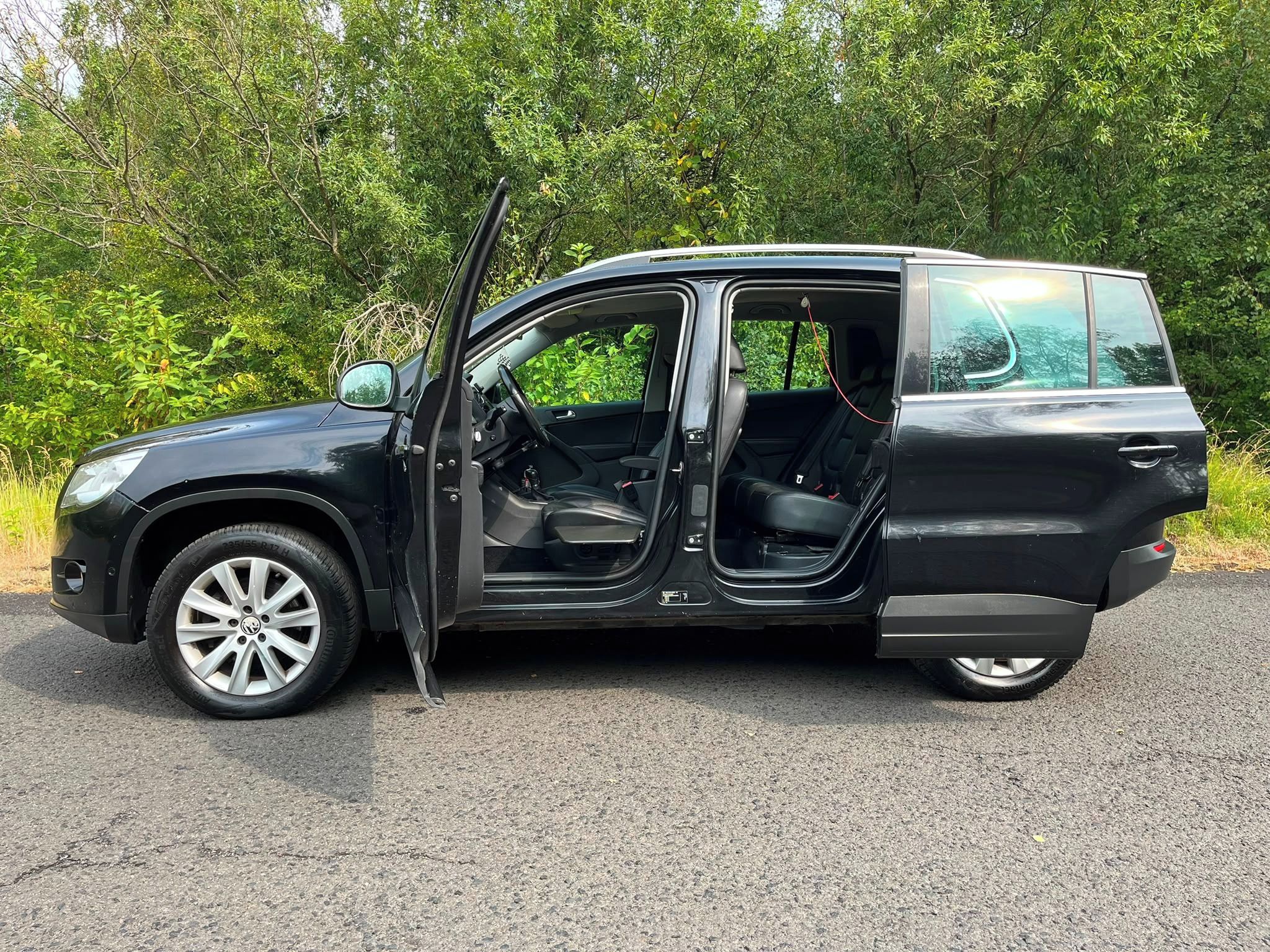 Volkswagen Tiguan, VW TIGUAN 2.0 TSi 4x4, DSG,ZTP - fotka 2