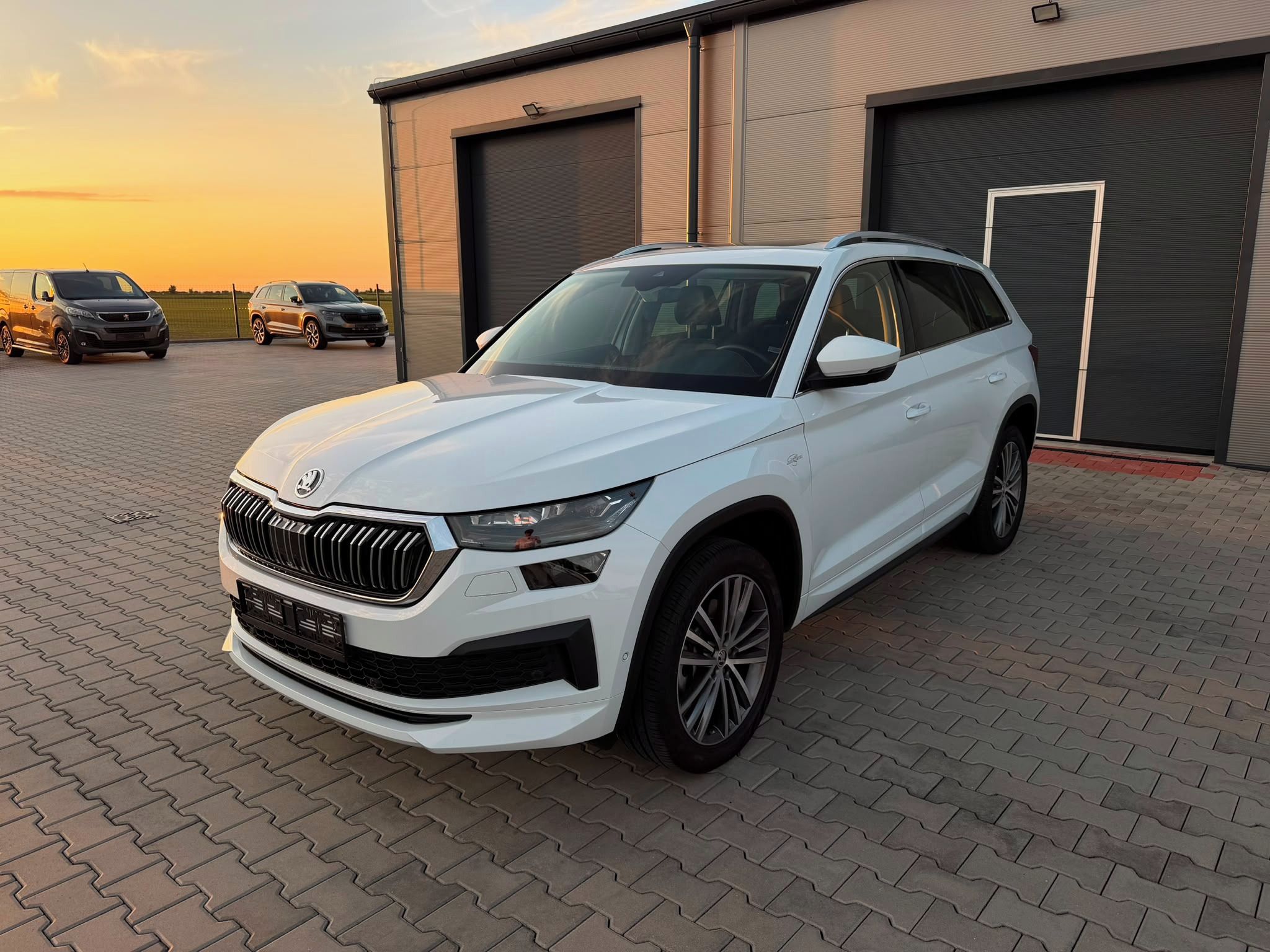 Škoda Kodiaq, L&K, 4x4, webasto, tažné, 2022 - fotka 3