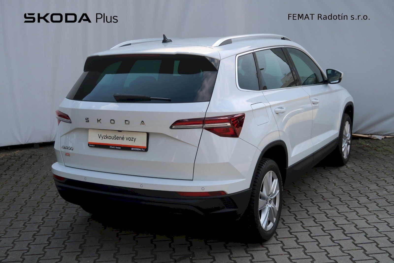 Škoda Karoq, Top Selection 1.5 TSI 110 kW - fotka 2