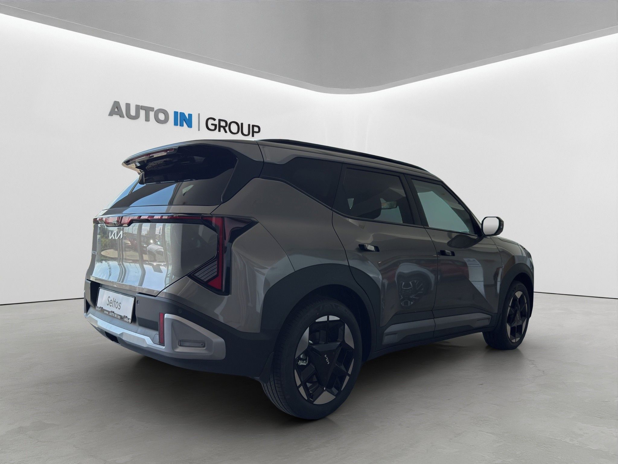 Kia Seltos, 1,6 T-GDi GPF 4x2 7DCT EXCLUSI - fotka 5