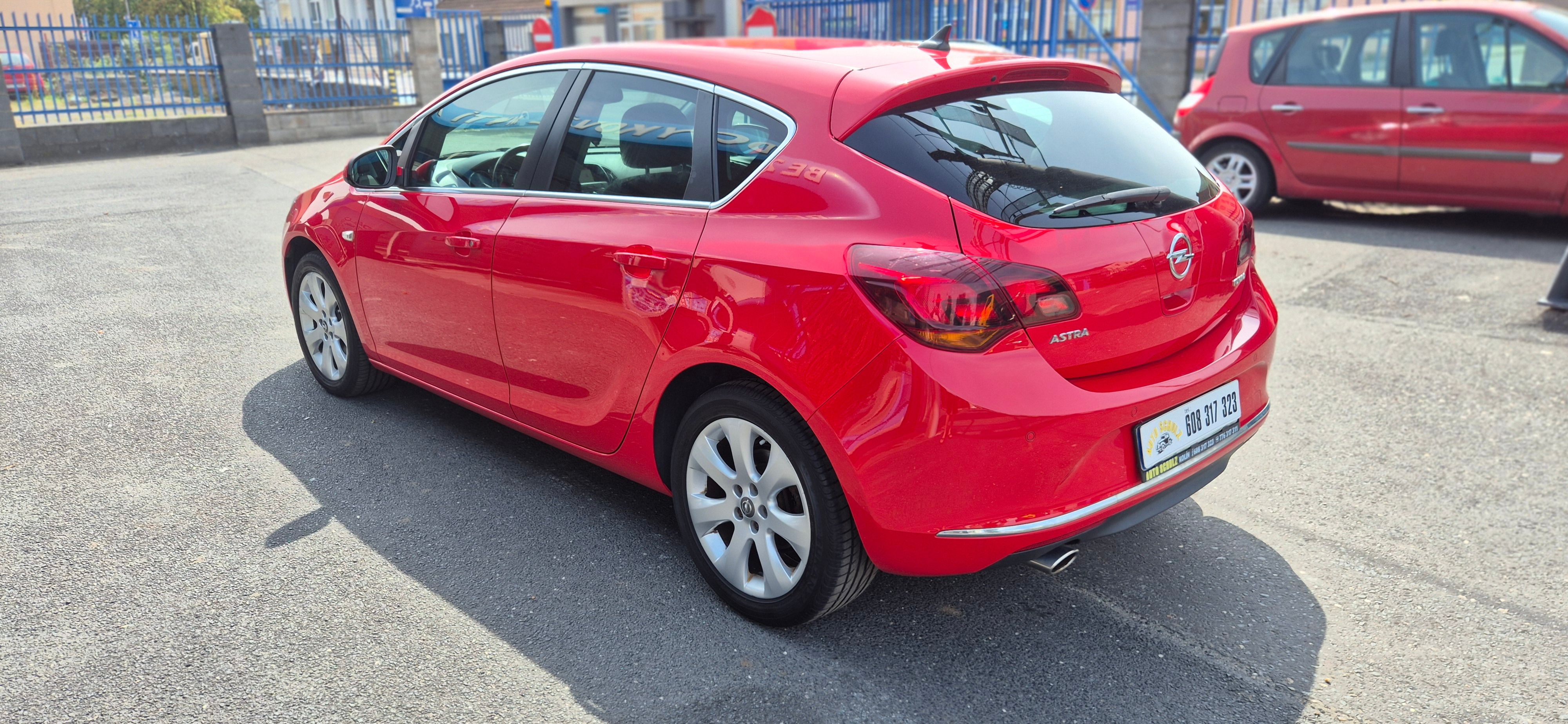Opel Astra, 1.4 i AUTOMAT, DIG KLIMA, NAVI - fotka 5