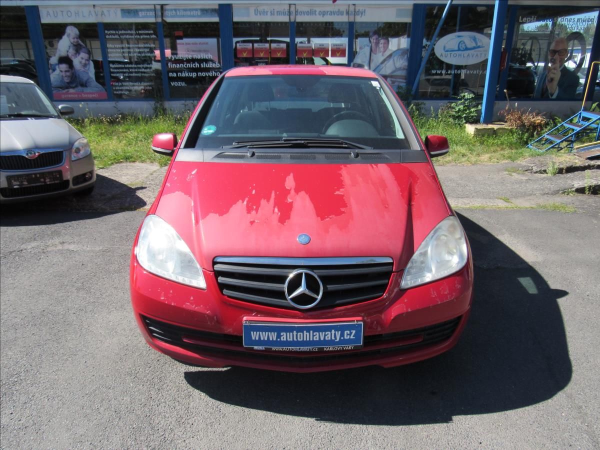 Mercedes-Benz Třídy A, 1,5 A 150 Jupiterrot 70KW - fotka 2