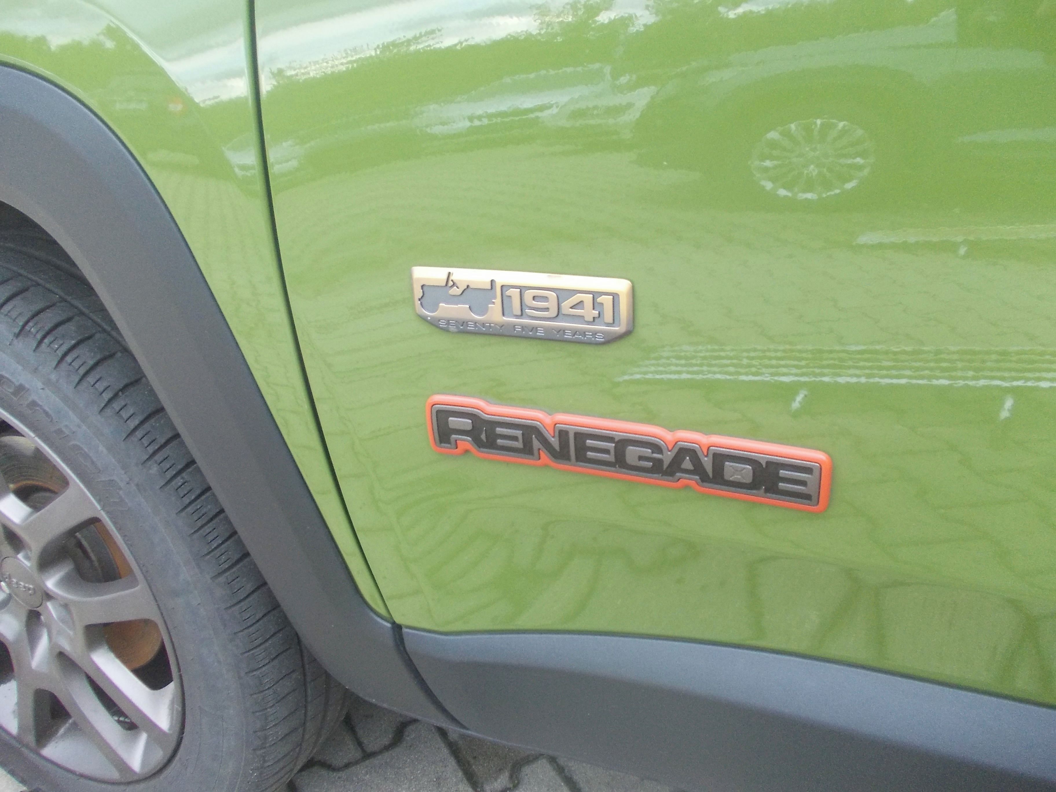 Jeep Renegade, 2.0JTD AUTOMAT 4x4 - fotka 5