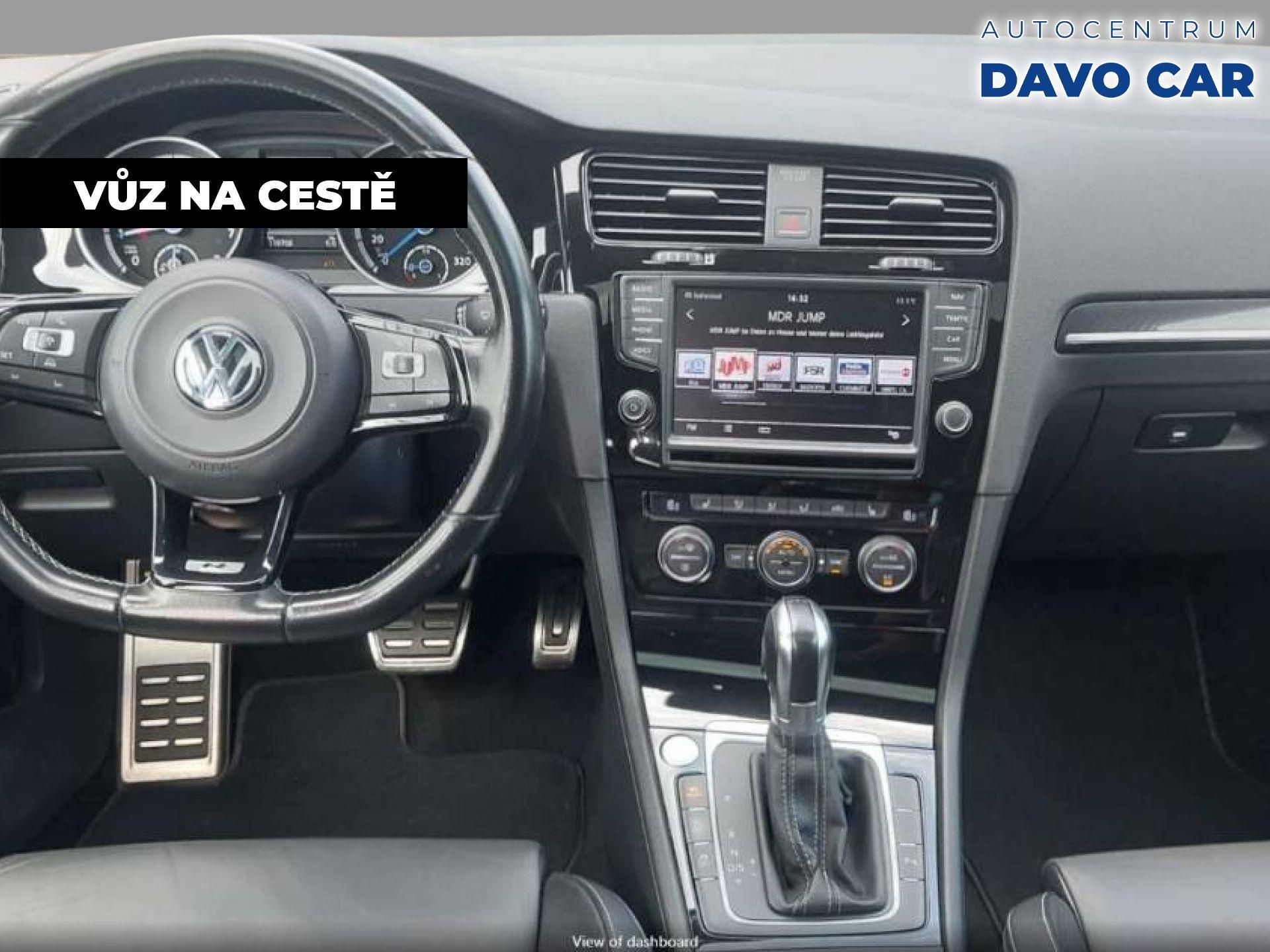 Volkswagen Golf, R 2,0 TSI 221 kW 4M DSG Pano - fotka 3