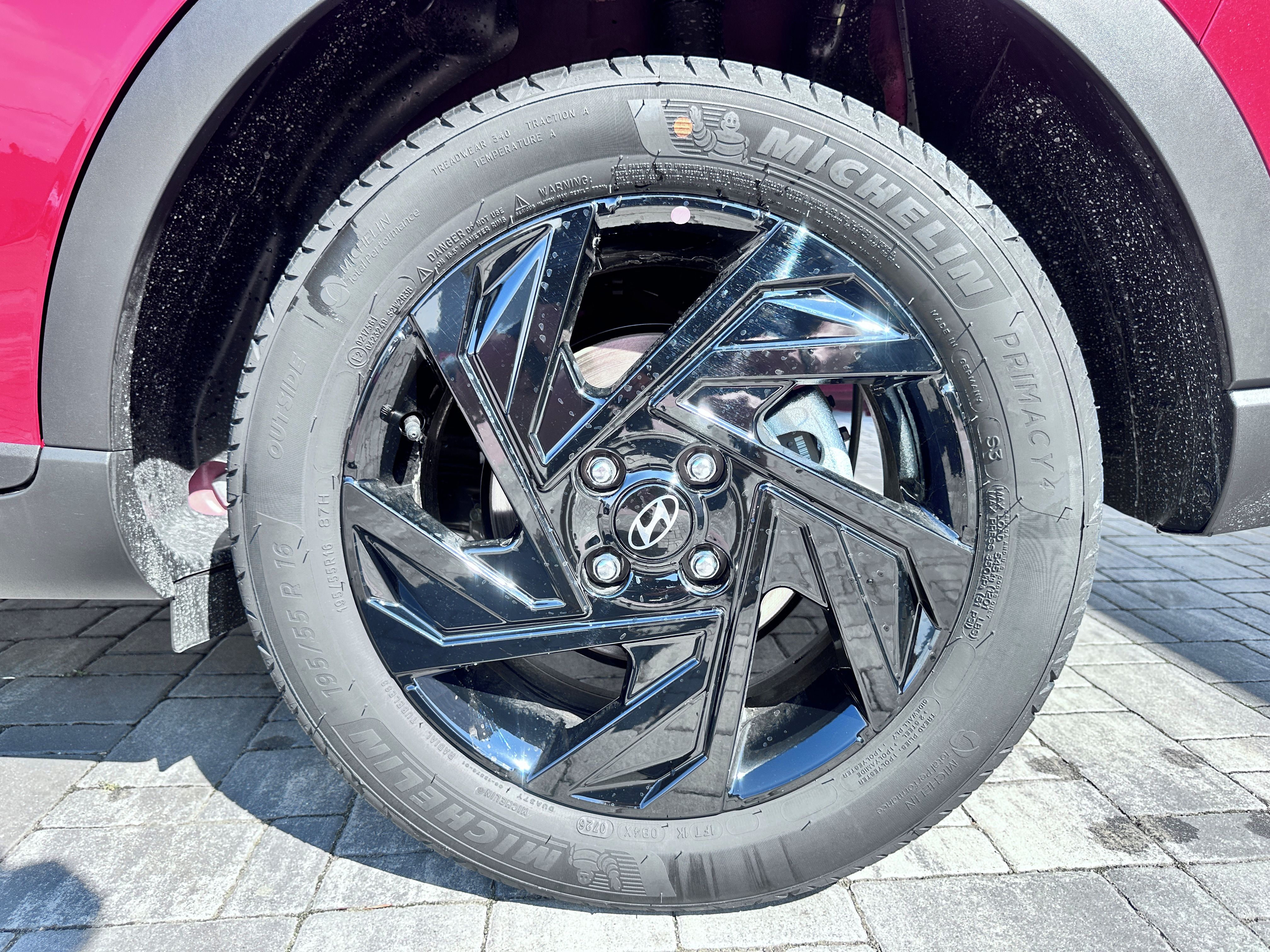 Hyundai Bayon, 1.0 T-GDi DCT GO Plus! - fotka 4
