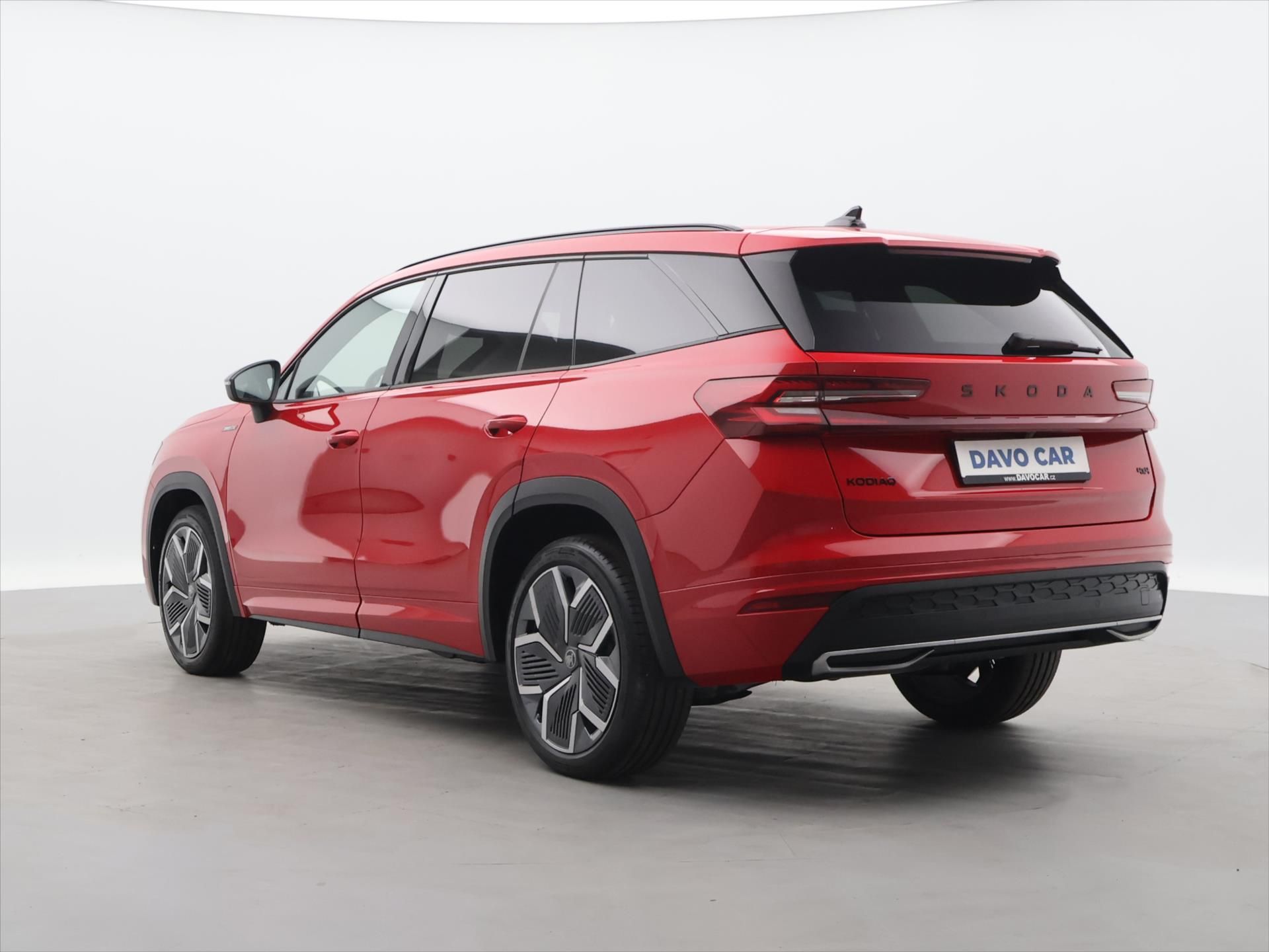 Škoda Kodiaq, 2,0 TDI DSG 4x4 Sportline CZ - fotka 5