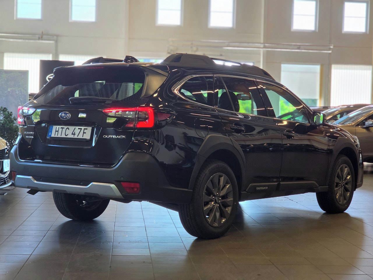 Subaru Outback, 2.5i 4WD Active - fotka 4