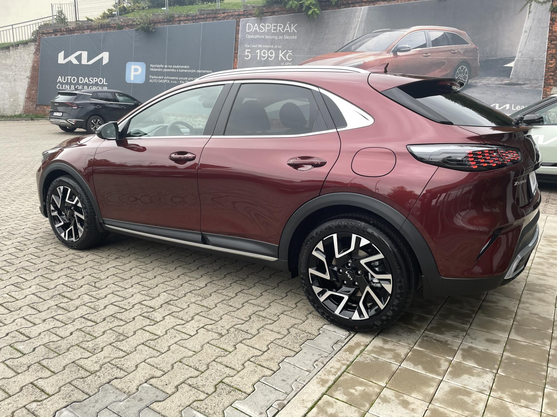 Kia XCee´d, 1,6 T-gdi SteelEdition 7DCT - fotka 5