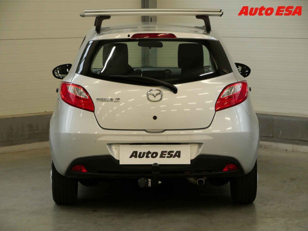 Mazda 2, 1.3 i,ČR,AC - fotka 5