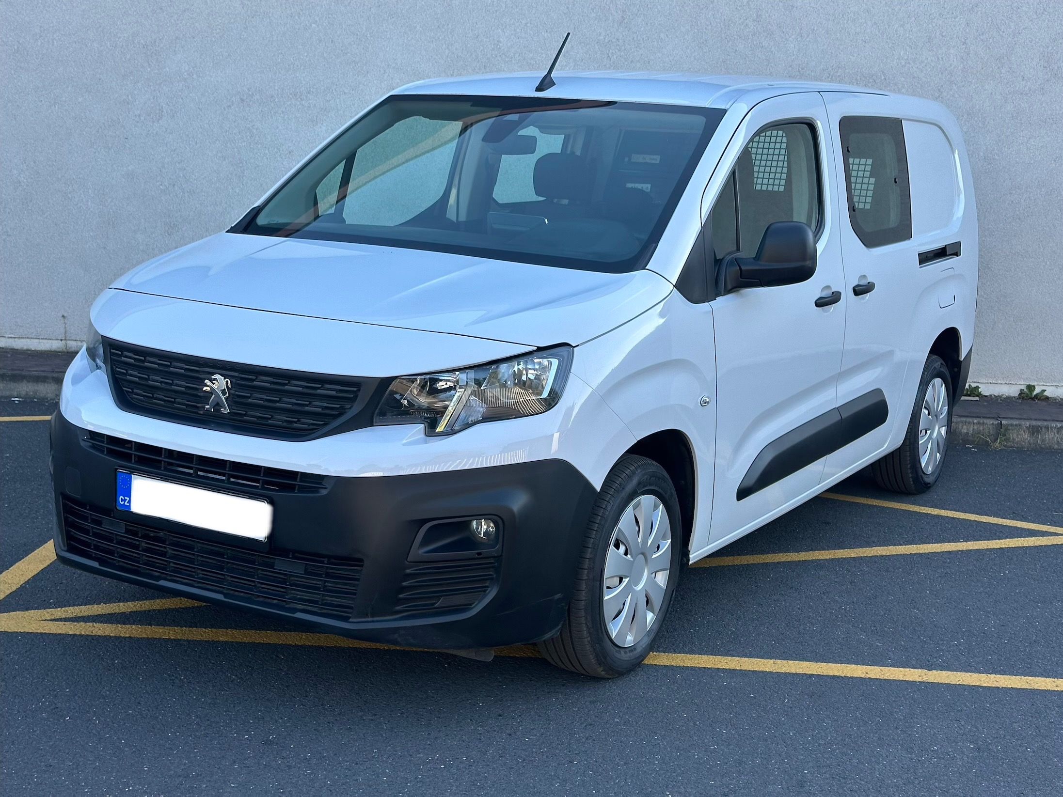 Peugeot Partner, Hdi,L2,long,carplay,DPH