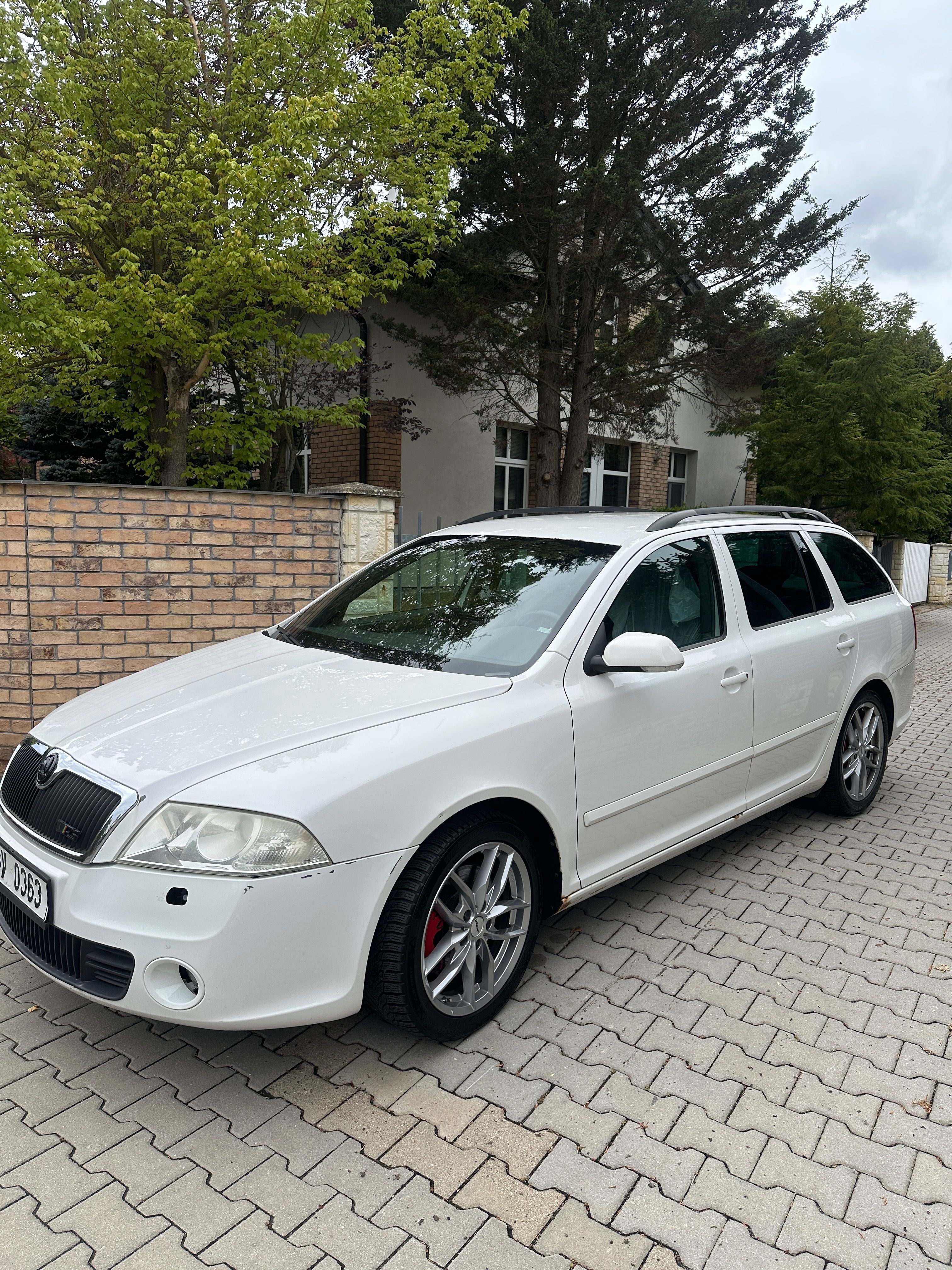 Škoda Octavia, Škoda Octavii RS 2.0 TDI - fotka 3