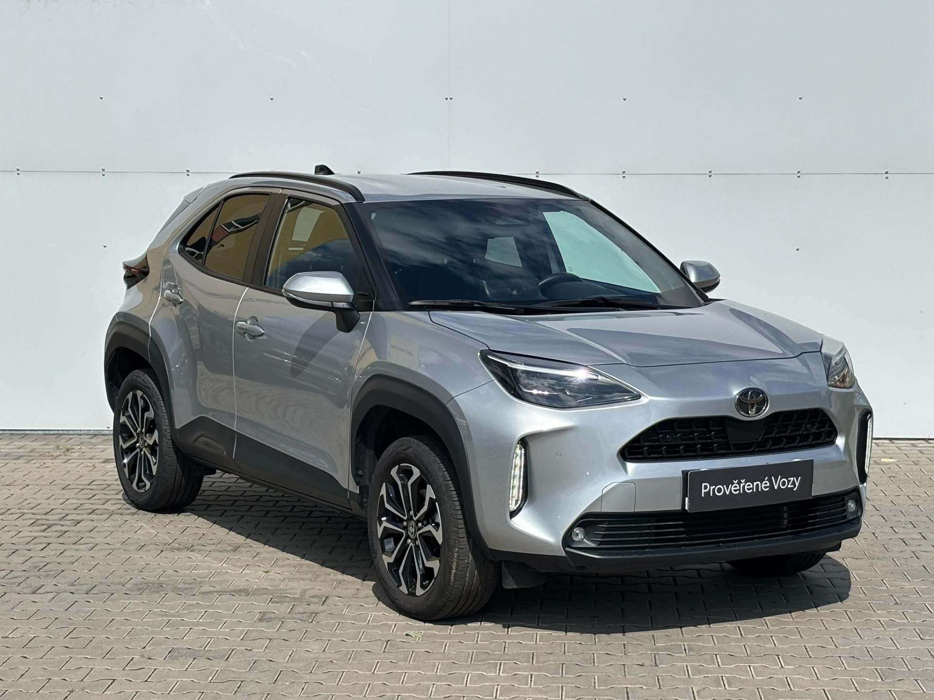 Toyota Yaris Cross, 1.5 HSD e-CVT Style AWD - fotka 6