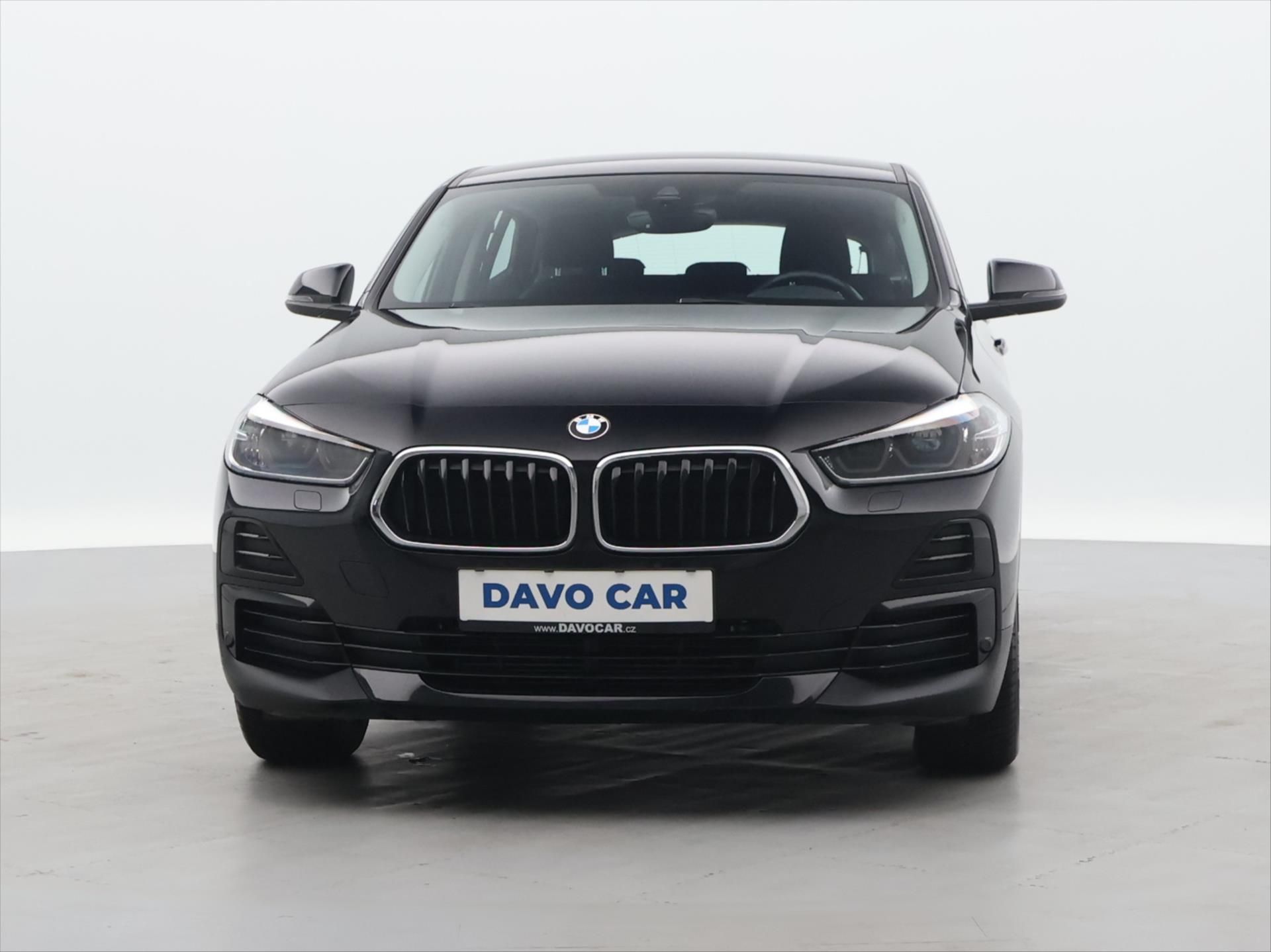 BMW X2, 1,5 18i 100kW sDrive CZ - fotka 2